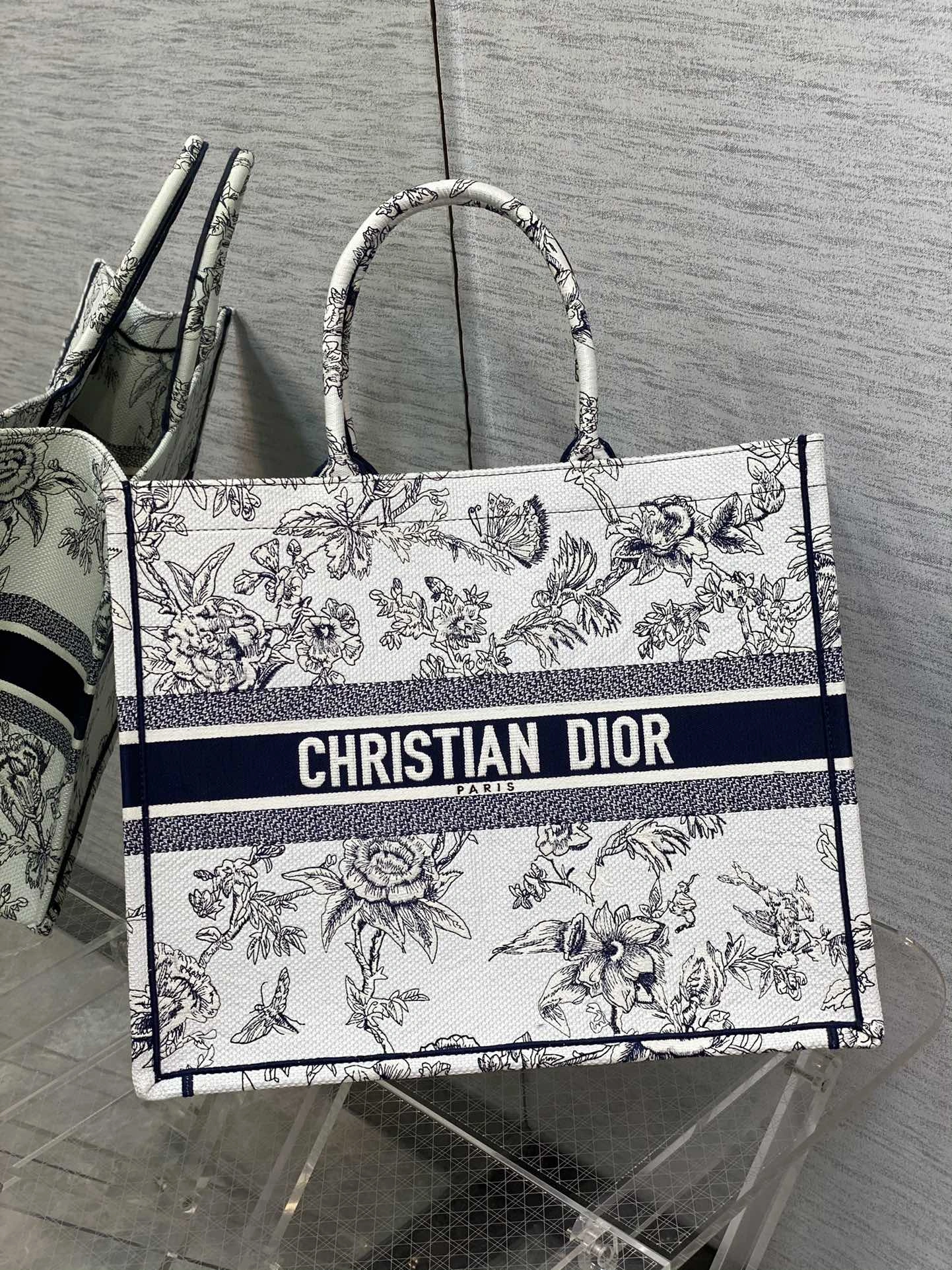 Elegant D*ior Handbag Top Quality HT 20231017-83 41*35*18cm 7594
