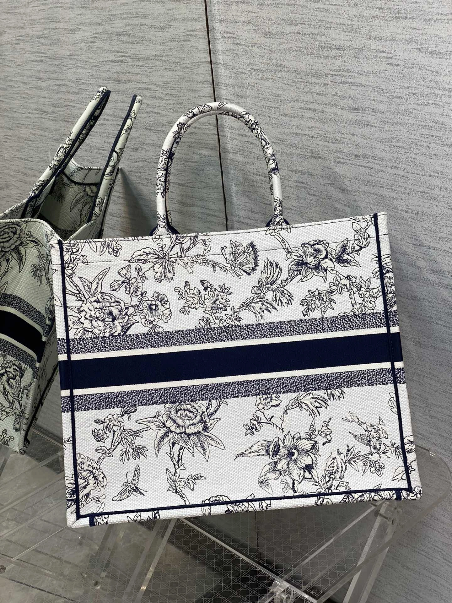 Sporty D*ior Handbag Top Quality HT 20231017-84 36*18*28cm 7592