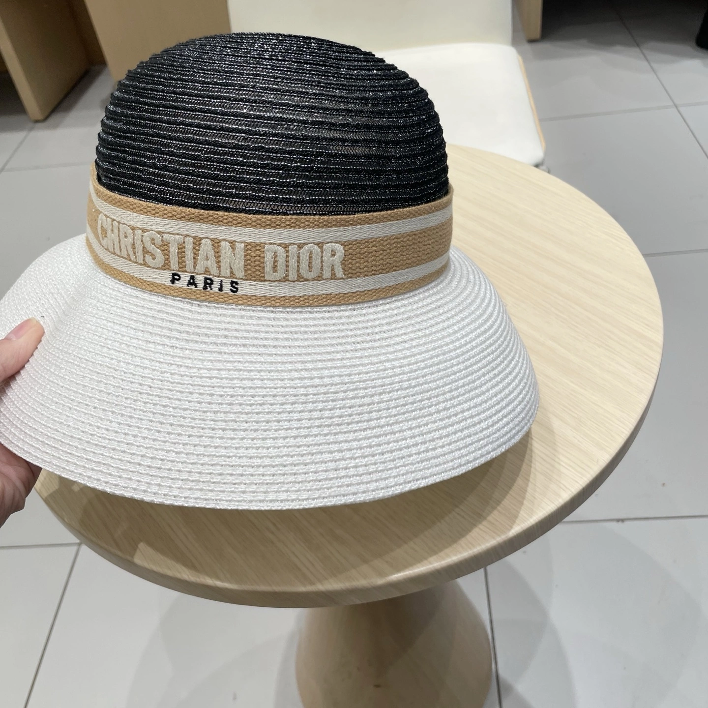 D*ior Hats Top XX250413- RelaxedFit 17289