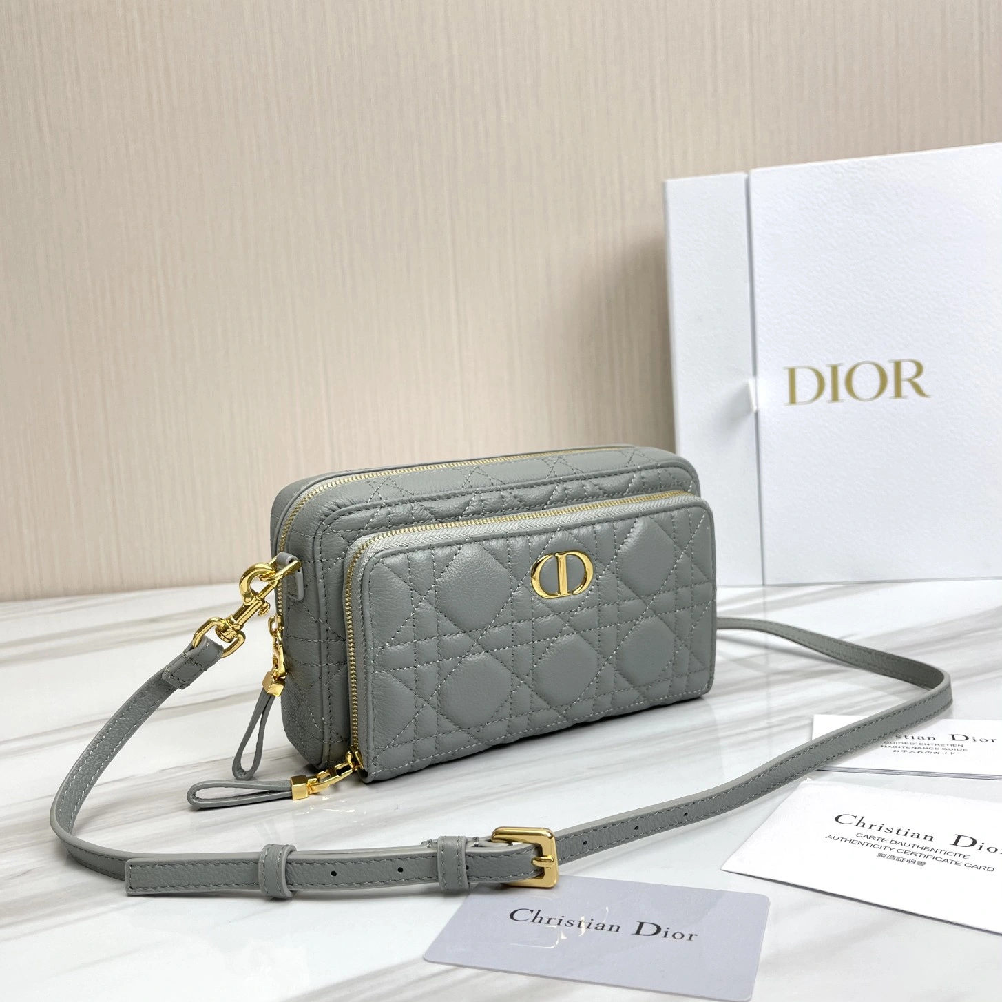 EasyMatch D*ior Top Bag 19*10.5*5cm 7841