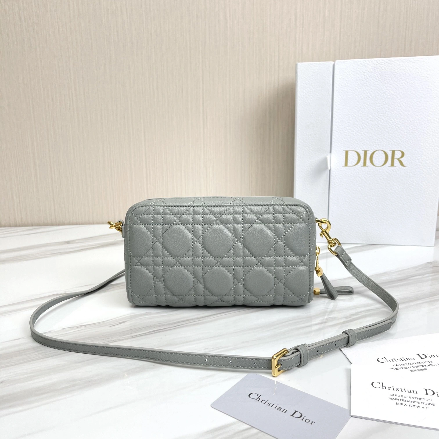 EasyMatch D*ior Top Bag 19*10.5*5cm 7841
