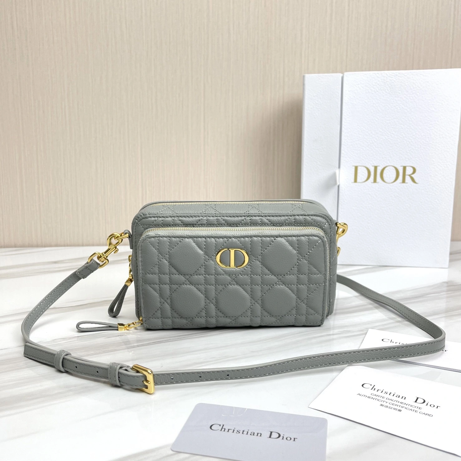 EasyMatch D*ior Top Bag 19*10.5*5cm 7841