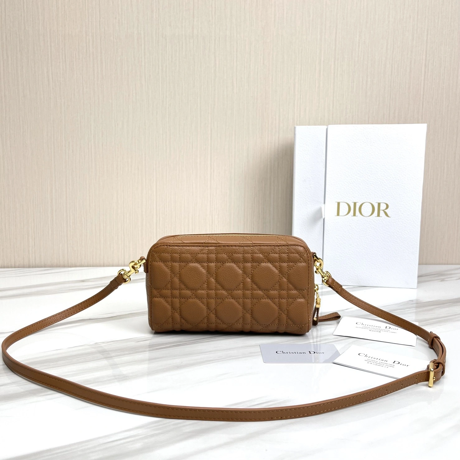 Bold D*ior Top Bag 19*10.5*5cm 7839