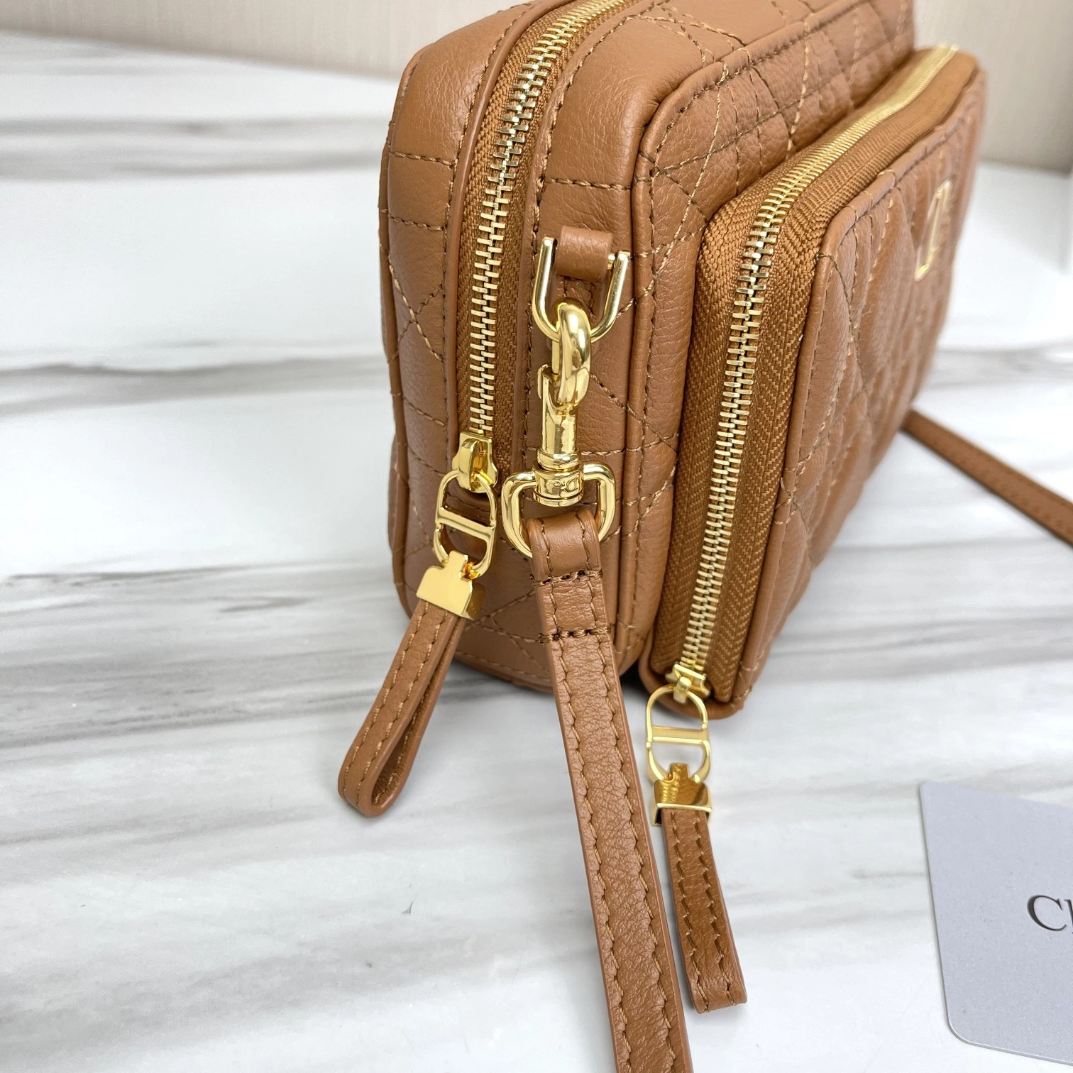 Bold D*ior Top Bag 19*10.5*5cm 7839