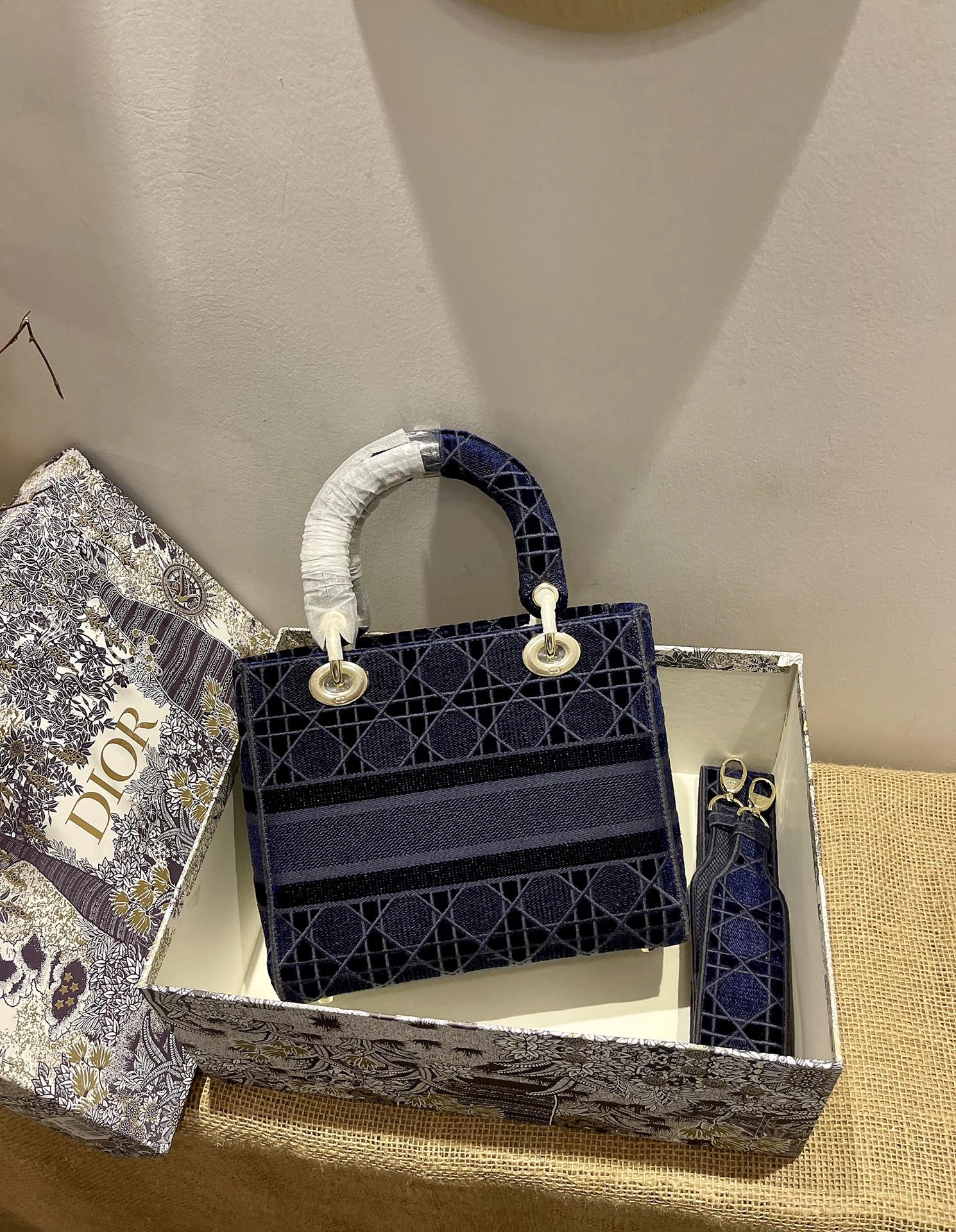 D*ior Top Bag 24*20*11cm OdorResistant 7727