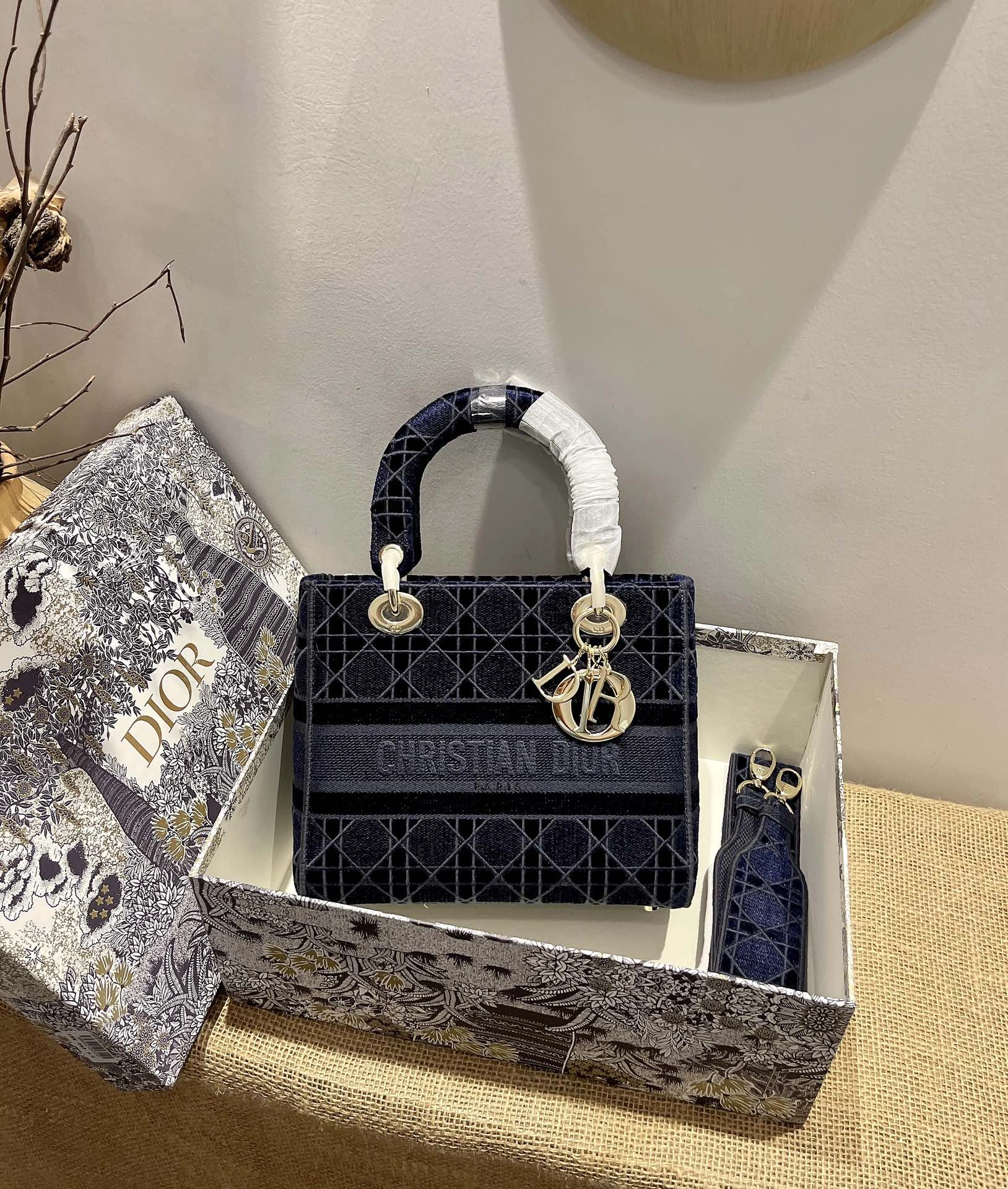 D*ior Top Bag 24*20*11cm OdorResistant 7727