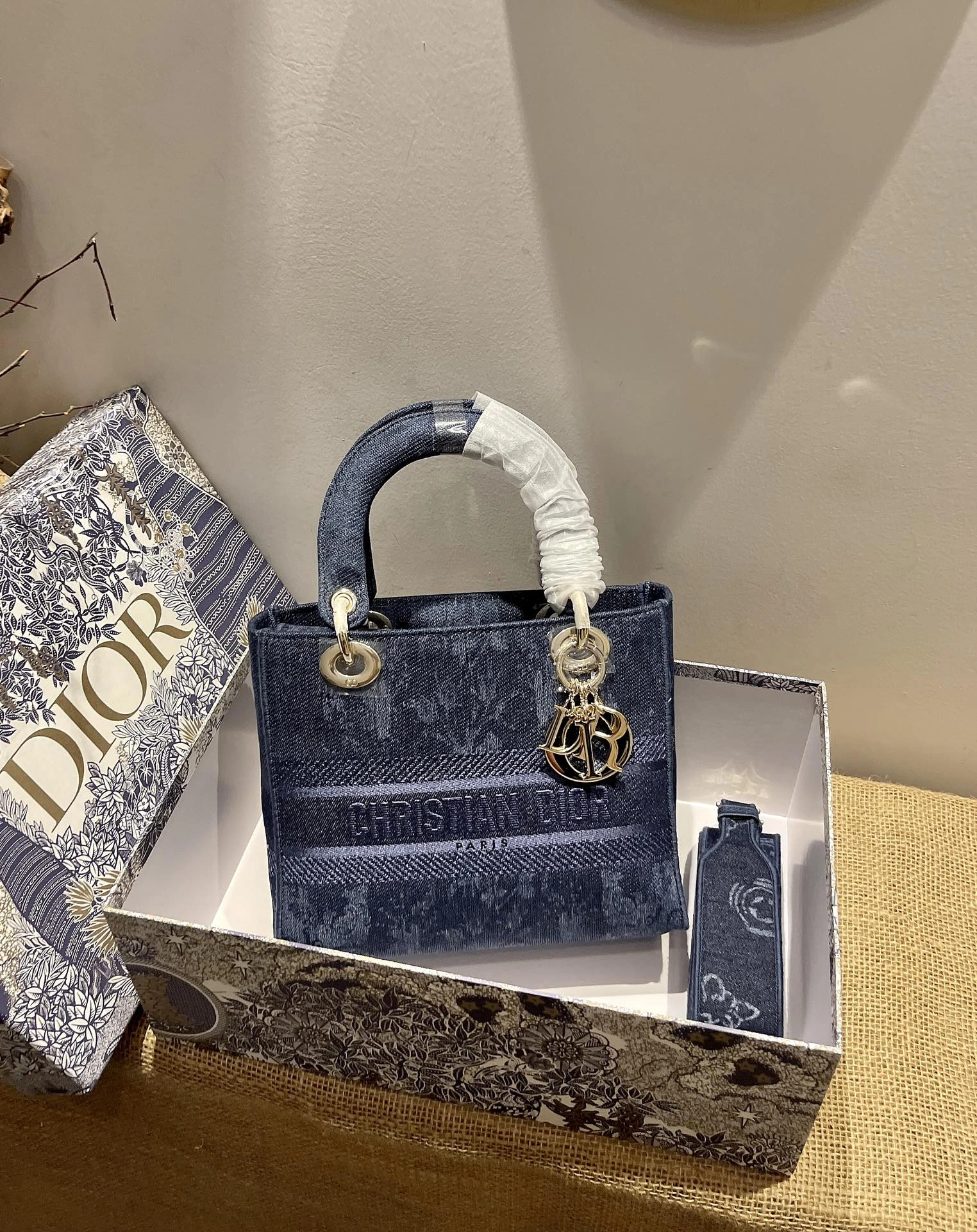 Lightweight D*ior Top Bag 24*20*11cm 7724