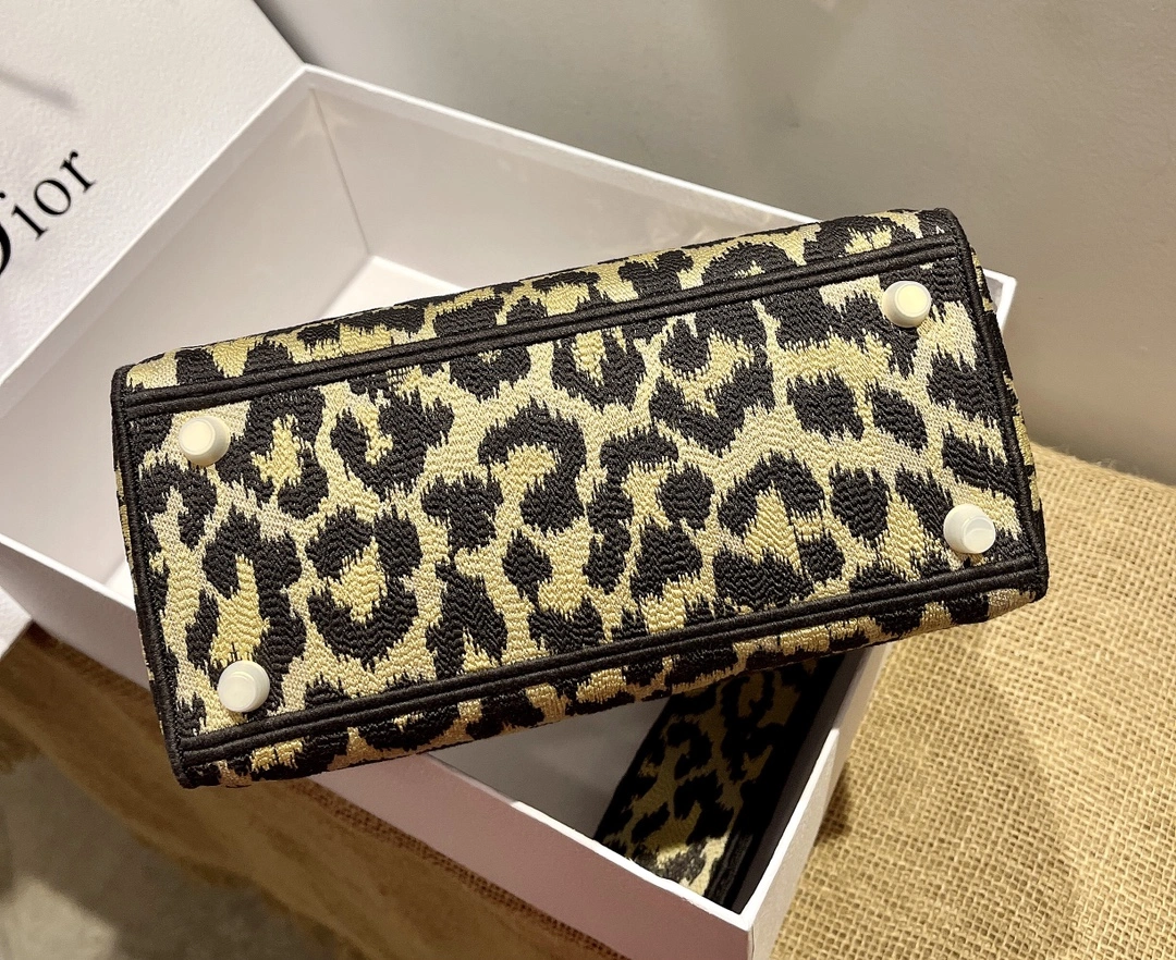 Bold D*ior Top Bag 24*20*11cm 7732