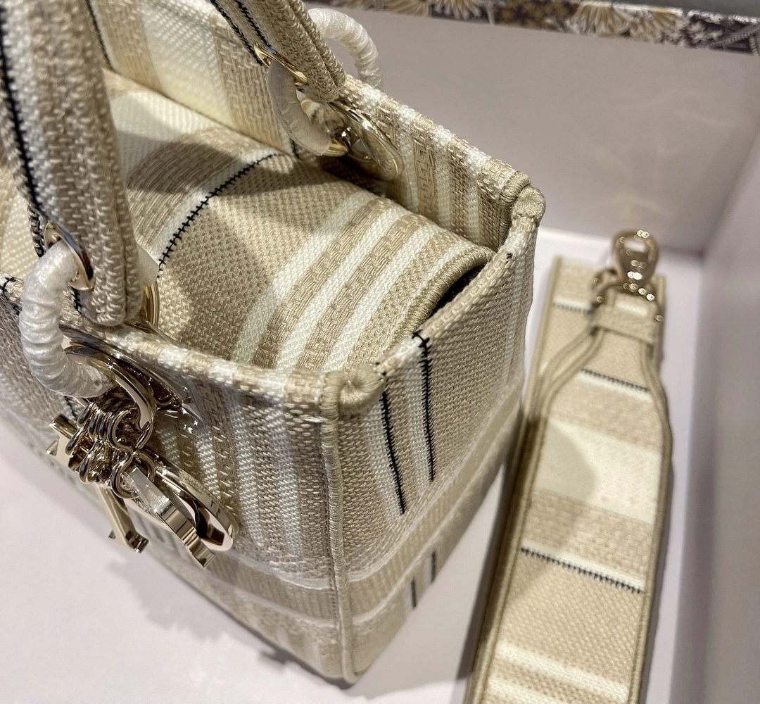 D*ior Top Bag 24*20*11cm Minimalist 7735