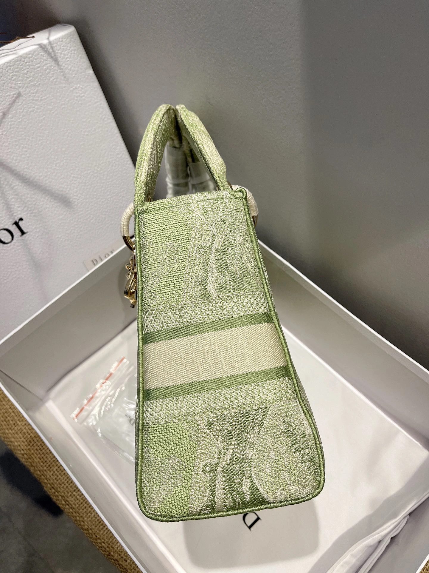 Popular D*ior Top Bag 24*20*11cm 7739