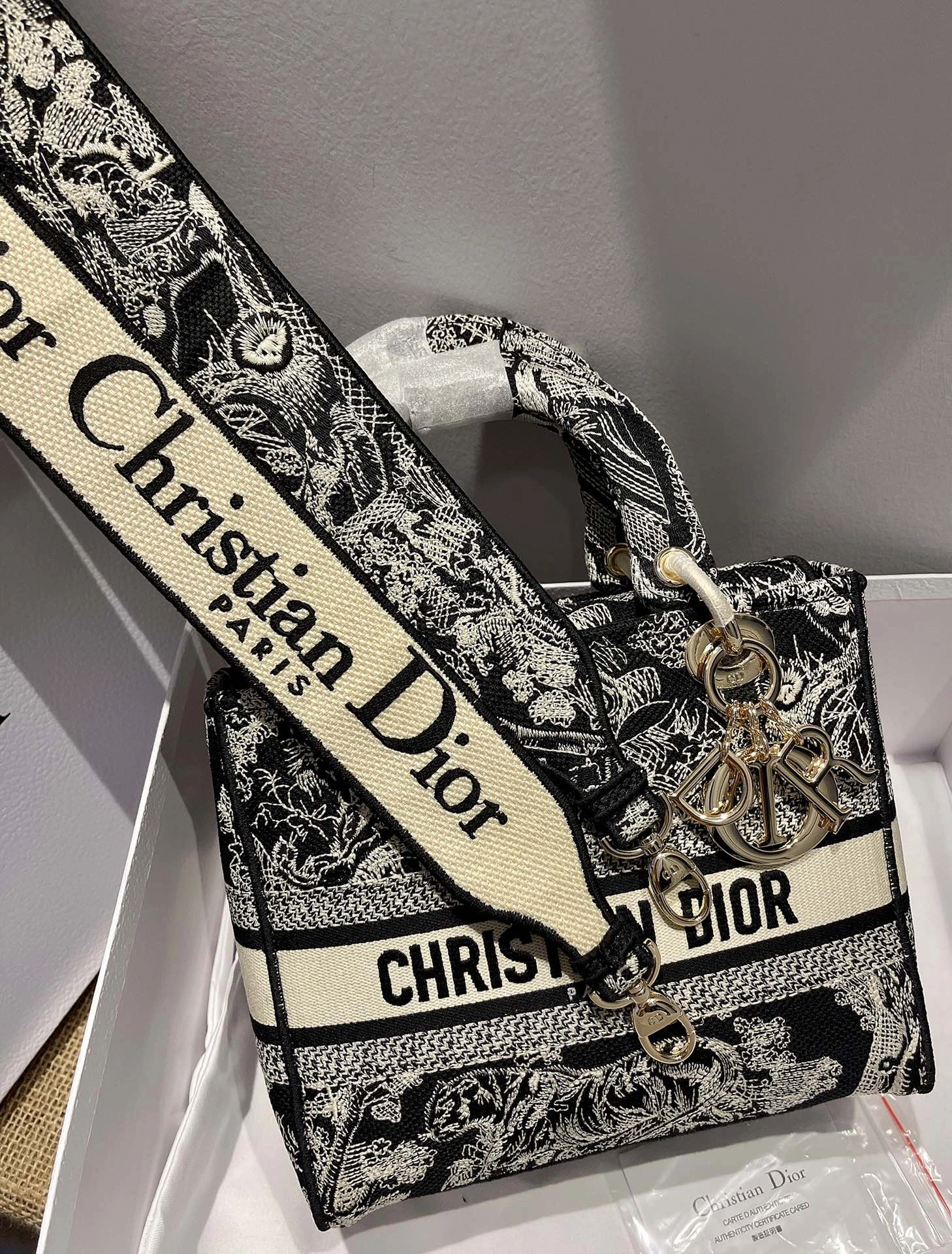 D*ior Top Bag 24*20*11cm Durable 7741
