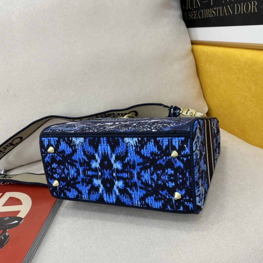 D*ior Top Bag 24*20*11cm Seasonal 7822