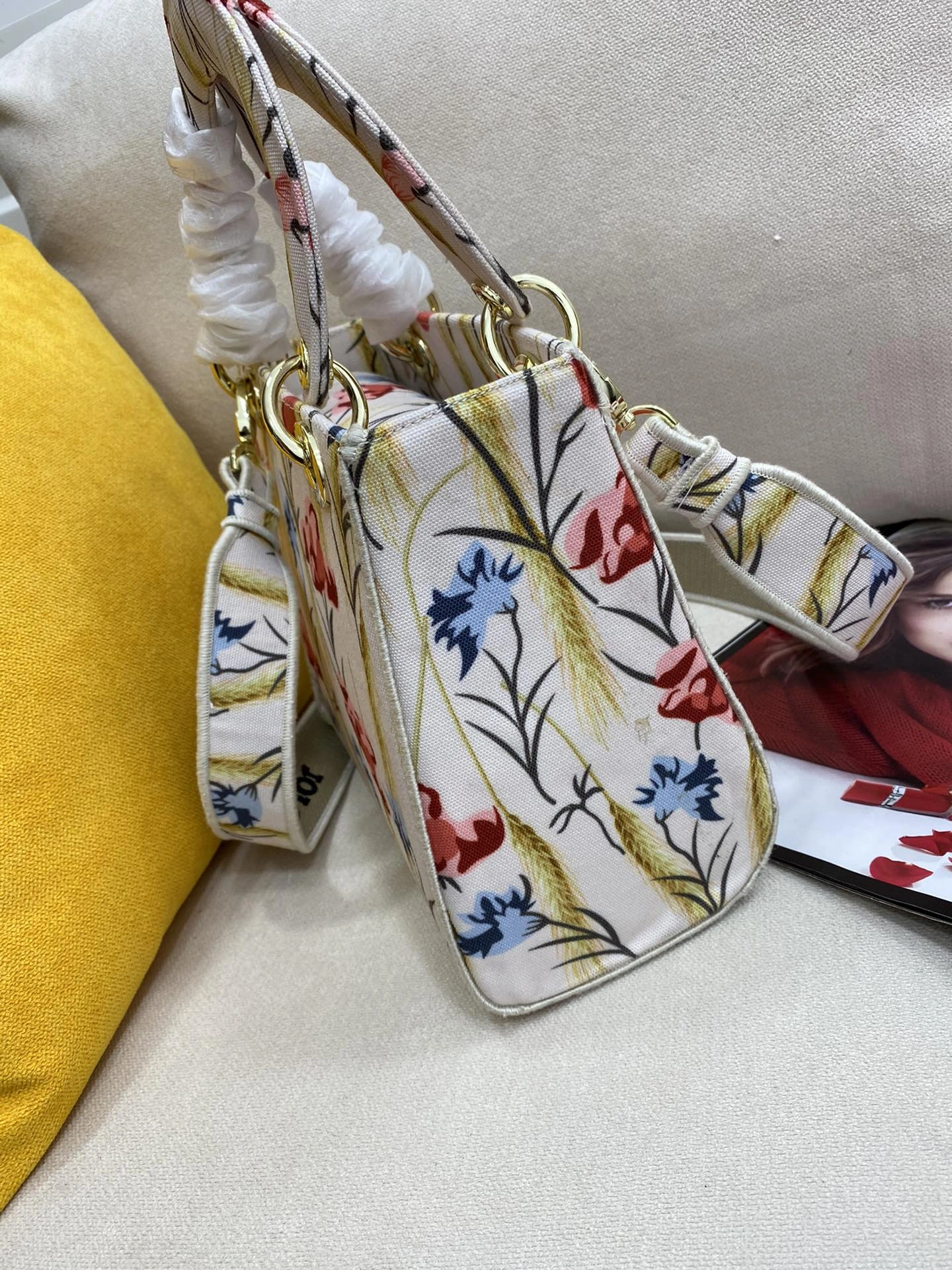 D*ior Top Bag 24*20*11cm Seasonal 7820