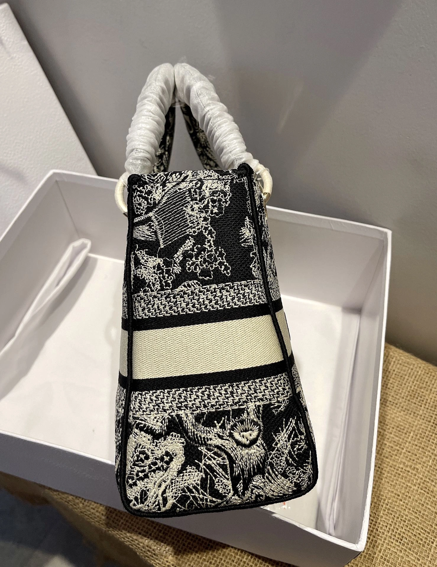 D*ior Top Bag 24*20*11cm Durable 7741