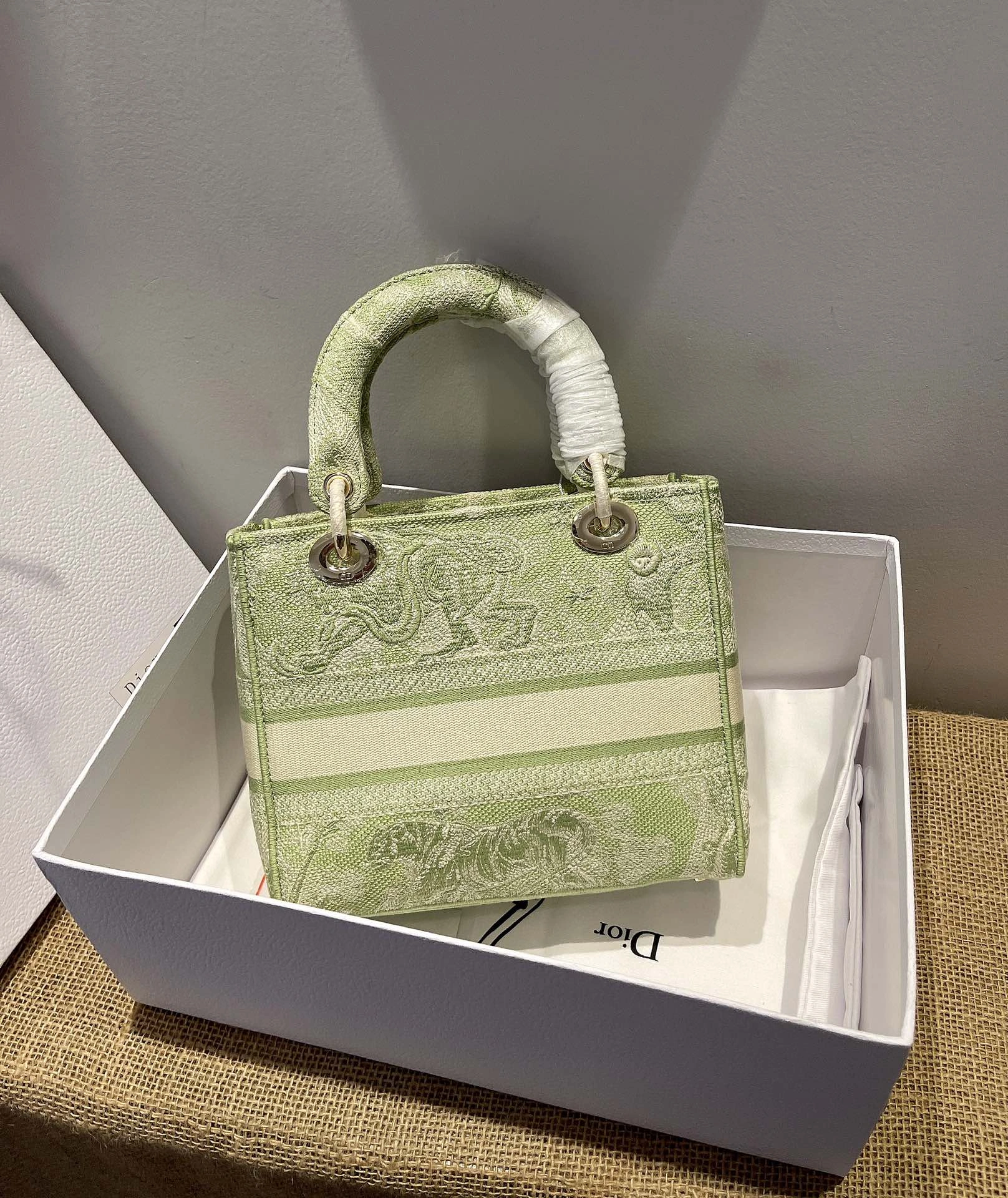 Popular D*ior Top Bag 24*20*11cm 7739