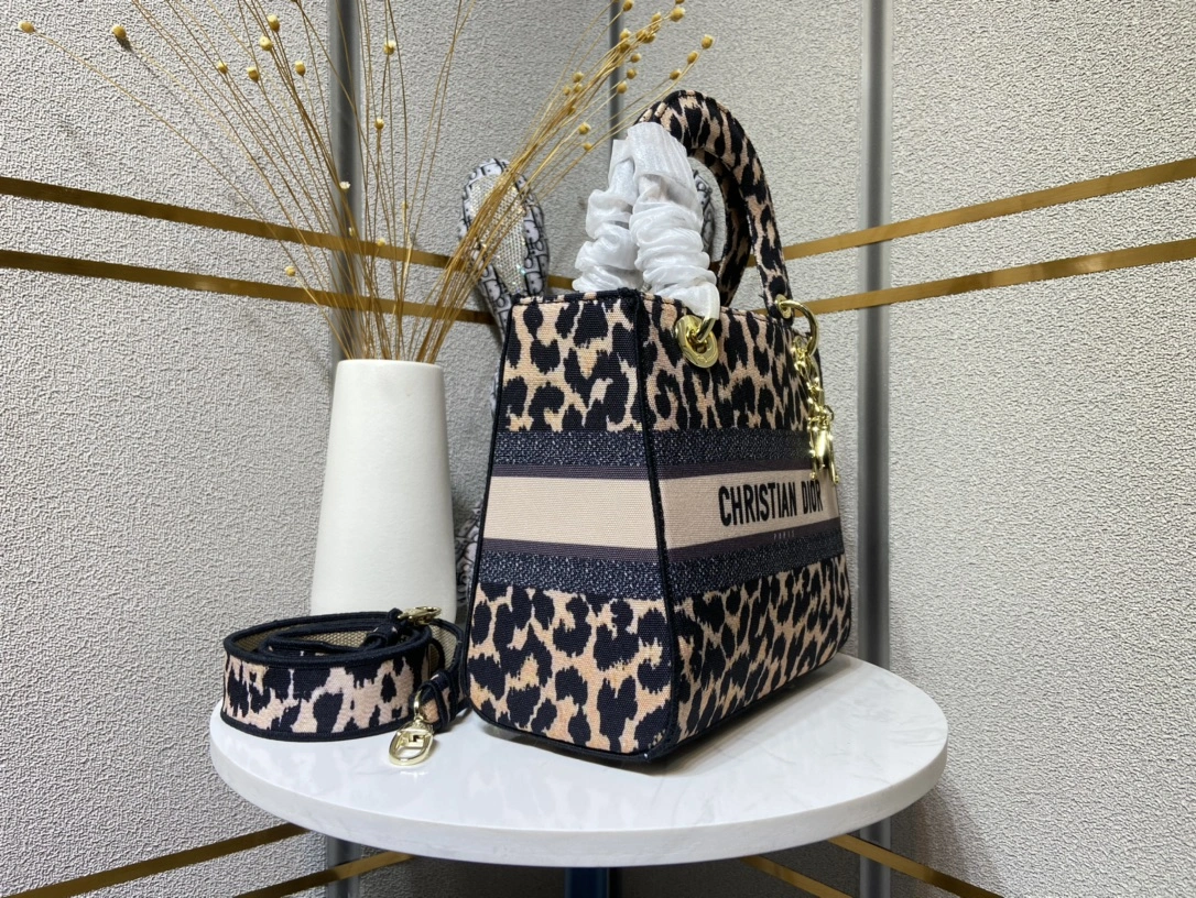 D*ior Top Bag 24*20*11cm Popular 7805