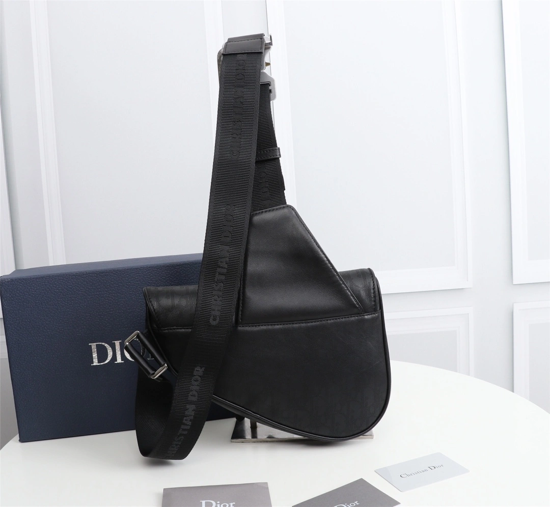 D*ior Top Bag 26*19*4.5cm Youthful 7810