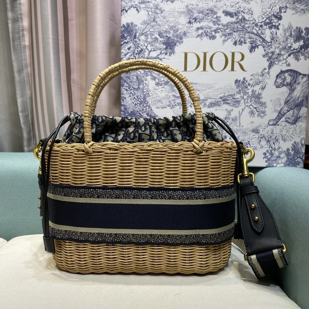 WellDesigned D*ior Top Bag 30*21*15cm 7844