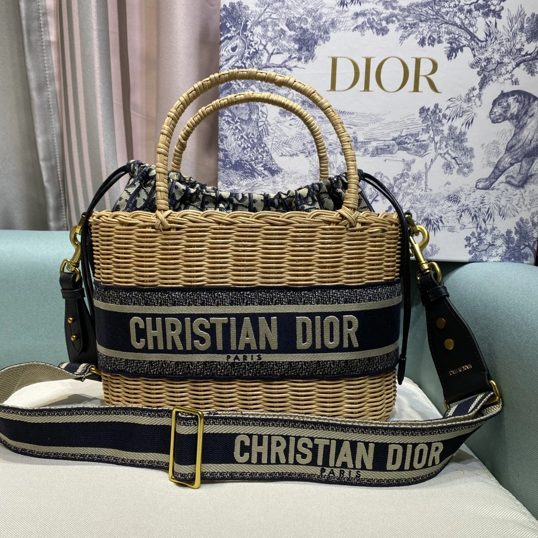 WellDesigned D*ior Top Bag 30*21*15cm 7844