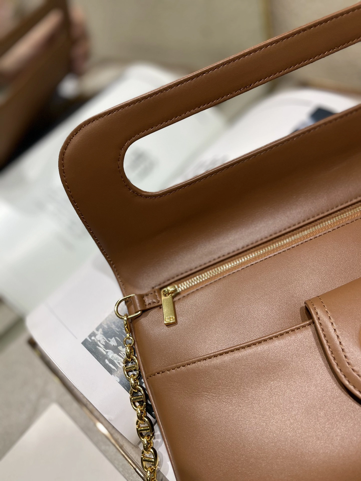 EyeCatching D*ior Top Bag 7750