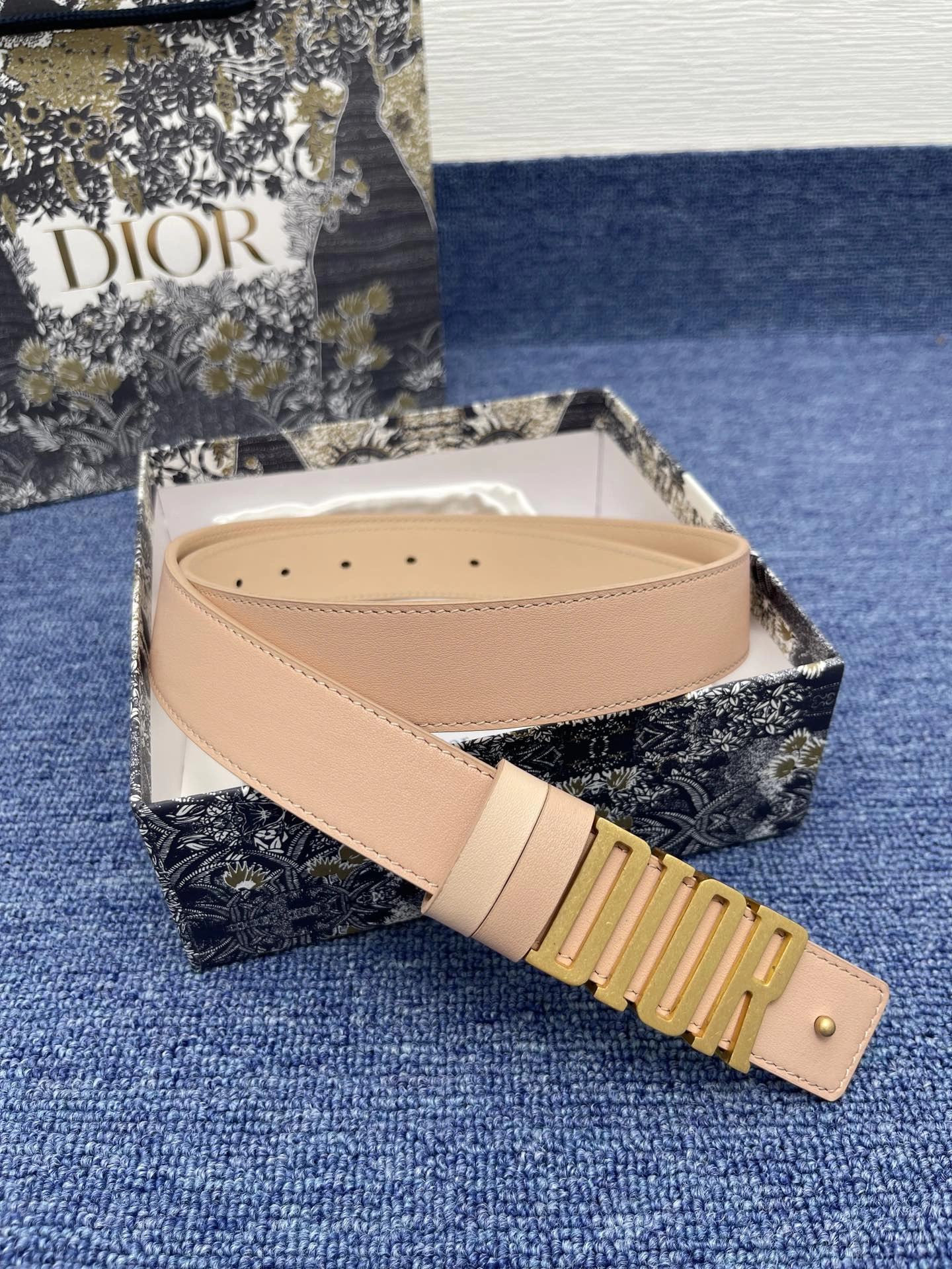 Seasonal D*ior Top Belts AT 20230904- 15729
