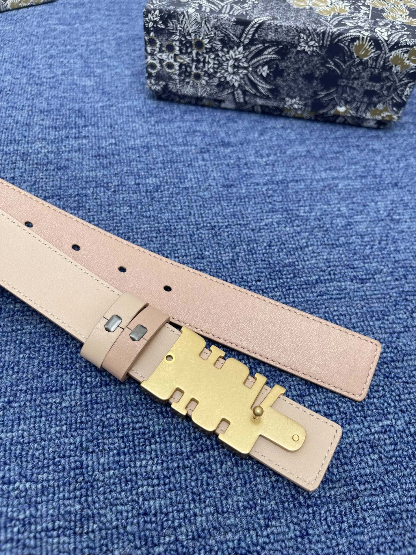 Seasonal D*ior Top Belts AT 20230904- 15729