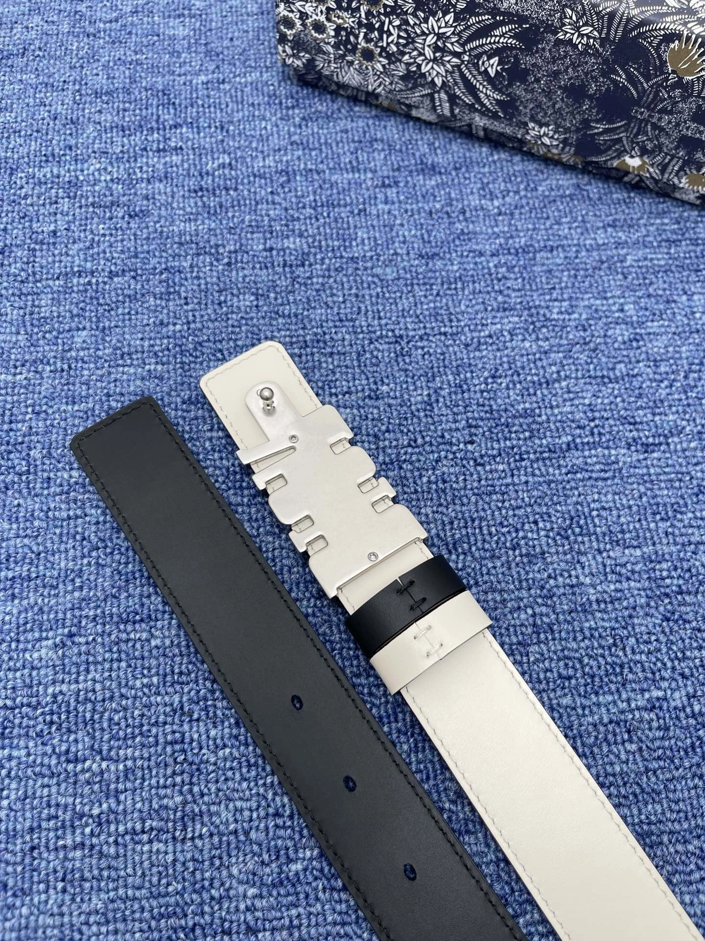 Trendsetting D*ior Top Belts AT 20230905- 15723