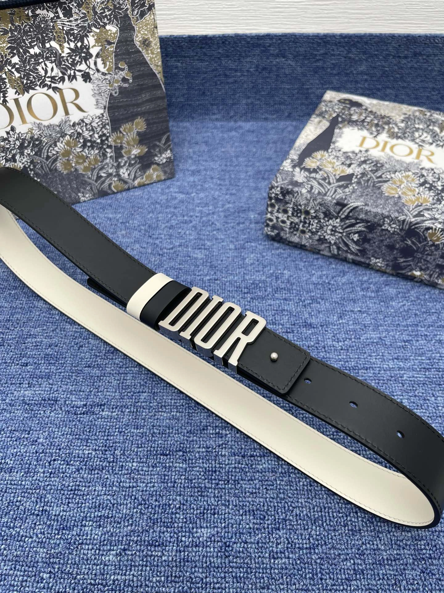 Trendsetting D*ior Top Belts AT 20230905- 15723