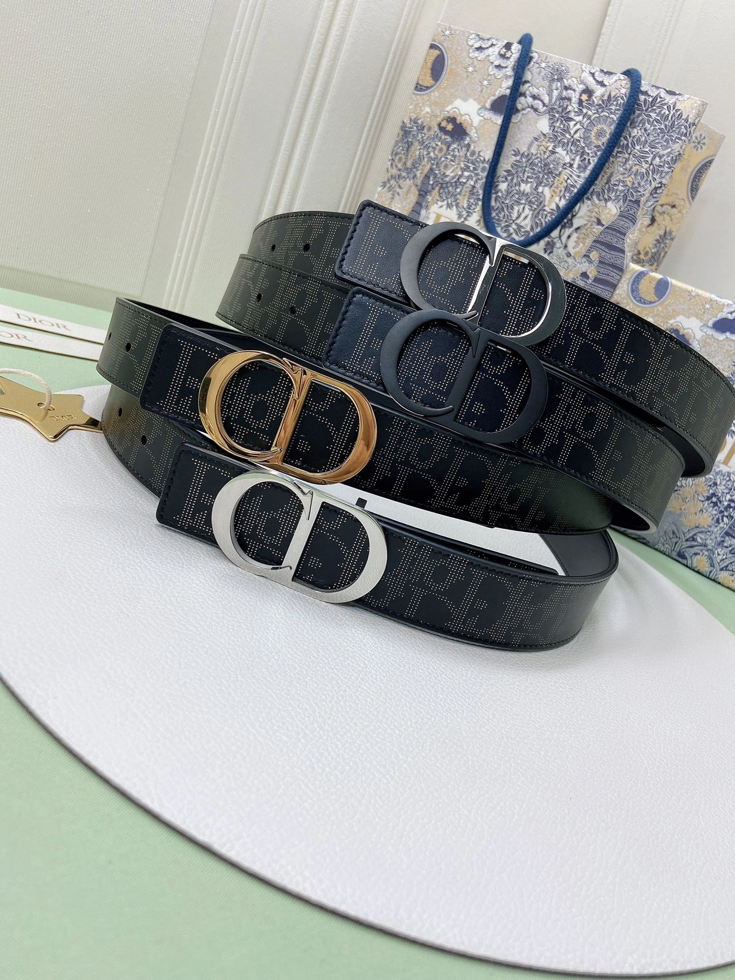 QuickDry D*ior Top Belts AT 20230905- 15722
