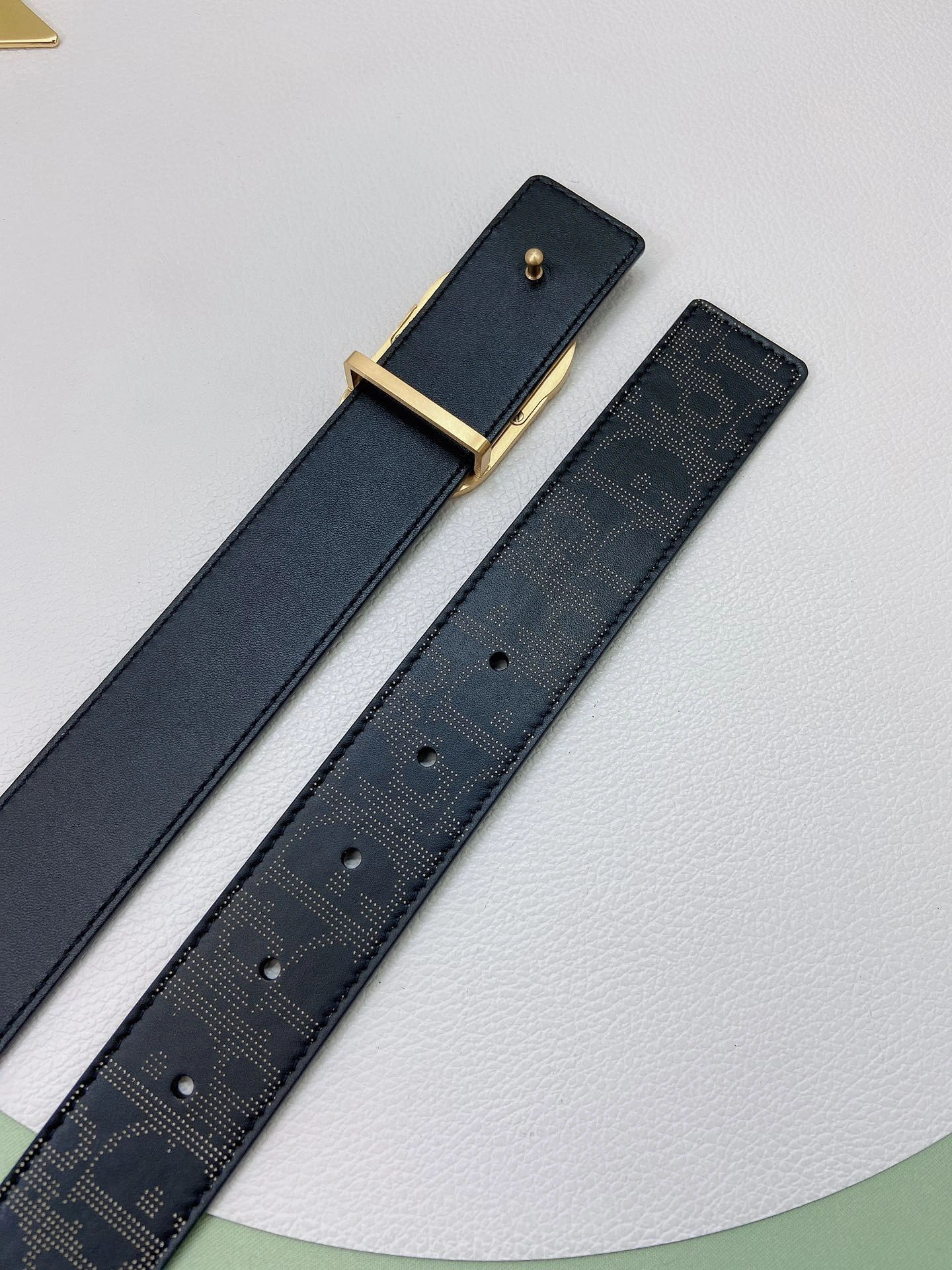 QuickDry D*ior Top Belts AT 20230905- 15722