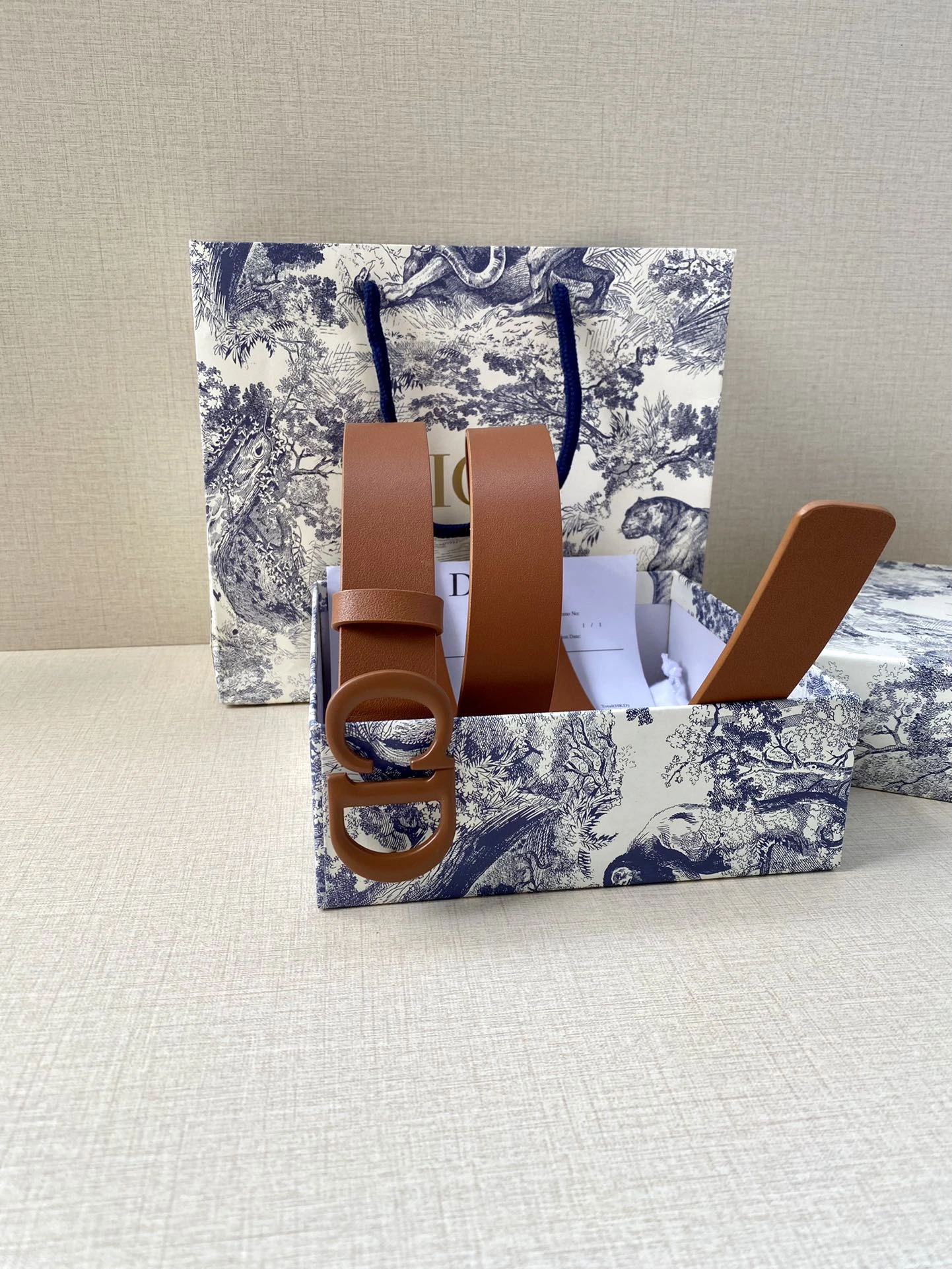 D*ior Top Belts AT 20230906- Unisex 15711