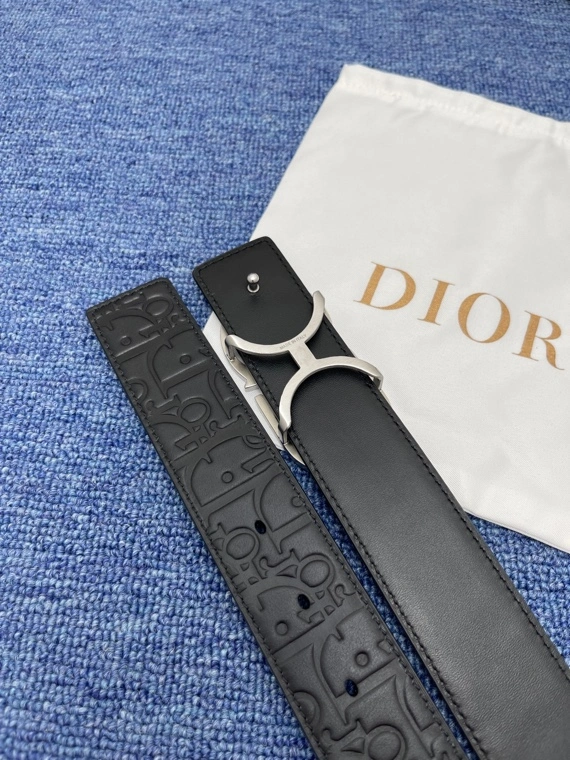 D*ior Top Belts AT 20230906- WeatherProof 15713