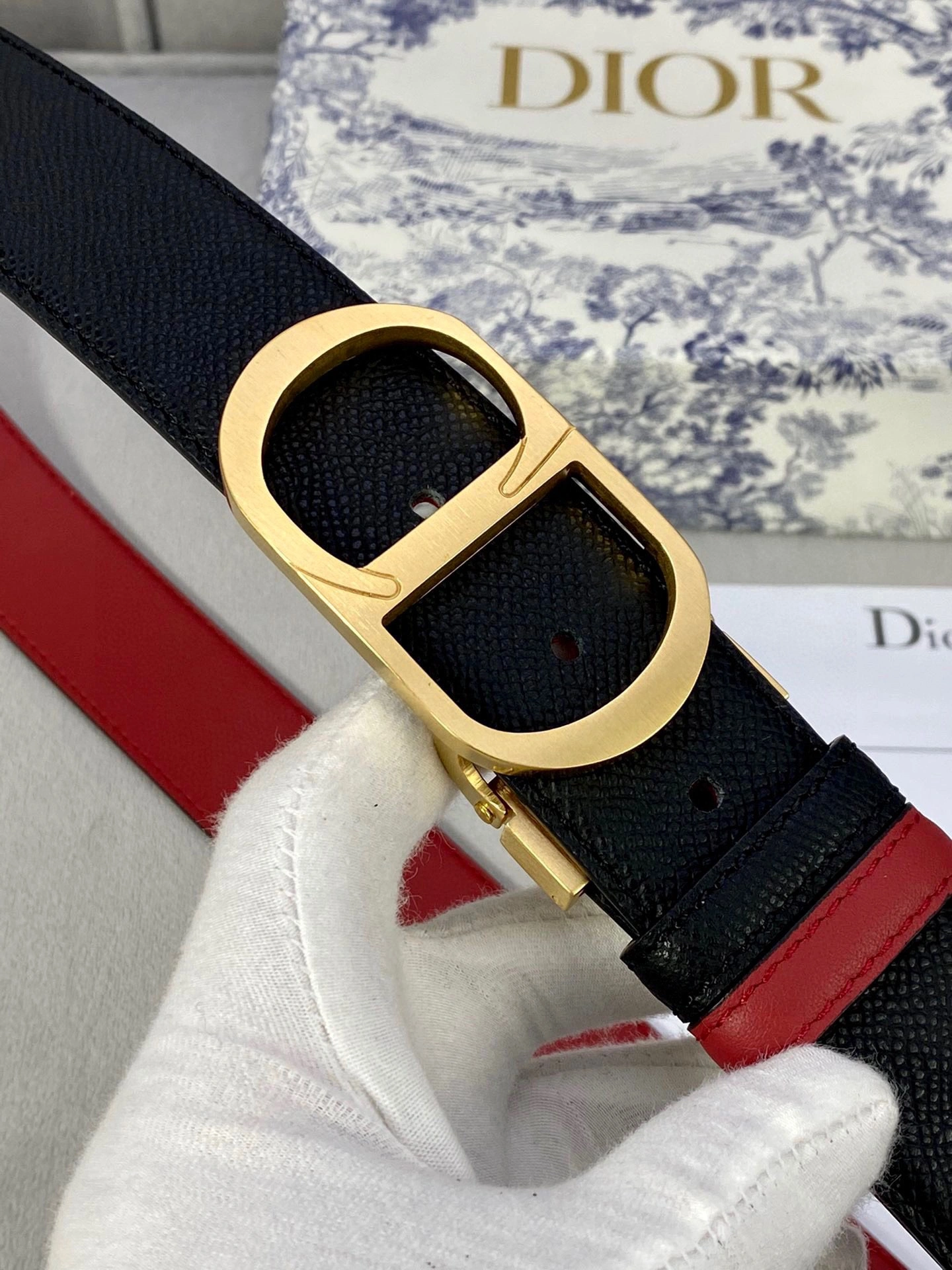 D*ior Top Belts AT 20230909- Compact 15694