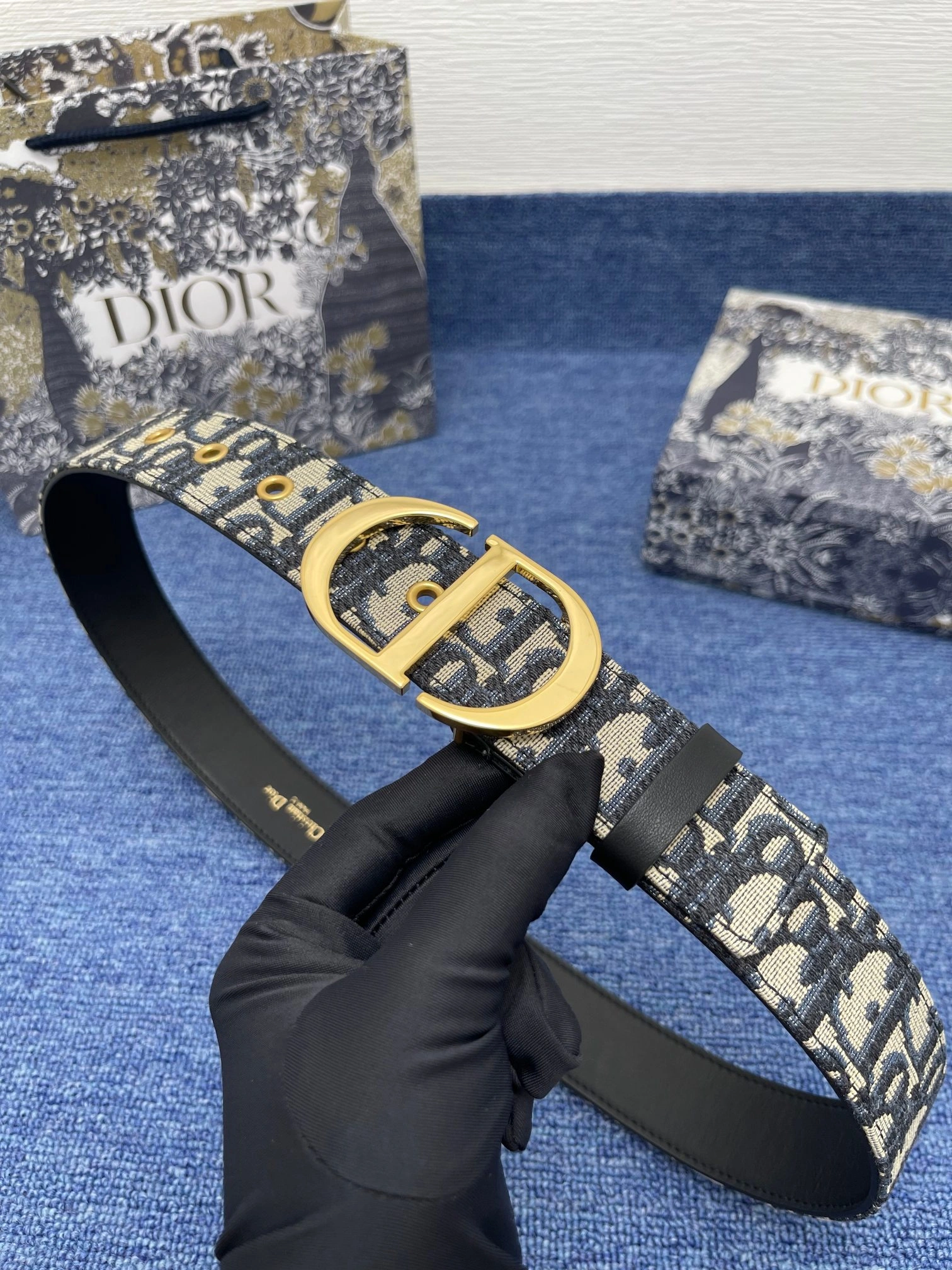 D*ior Top Belts AT 20230909- Trendsetting 15701