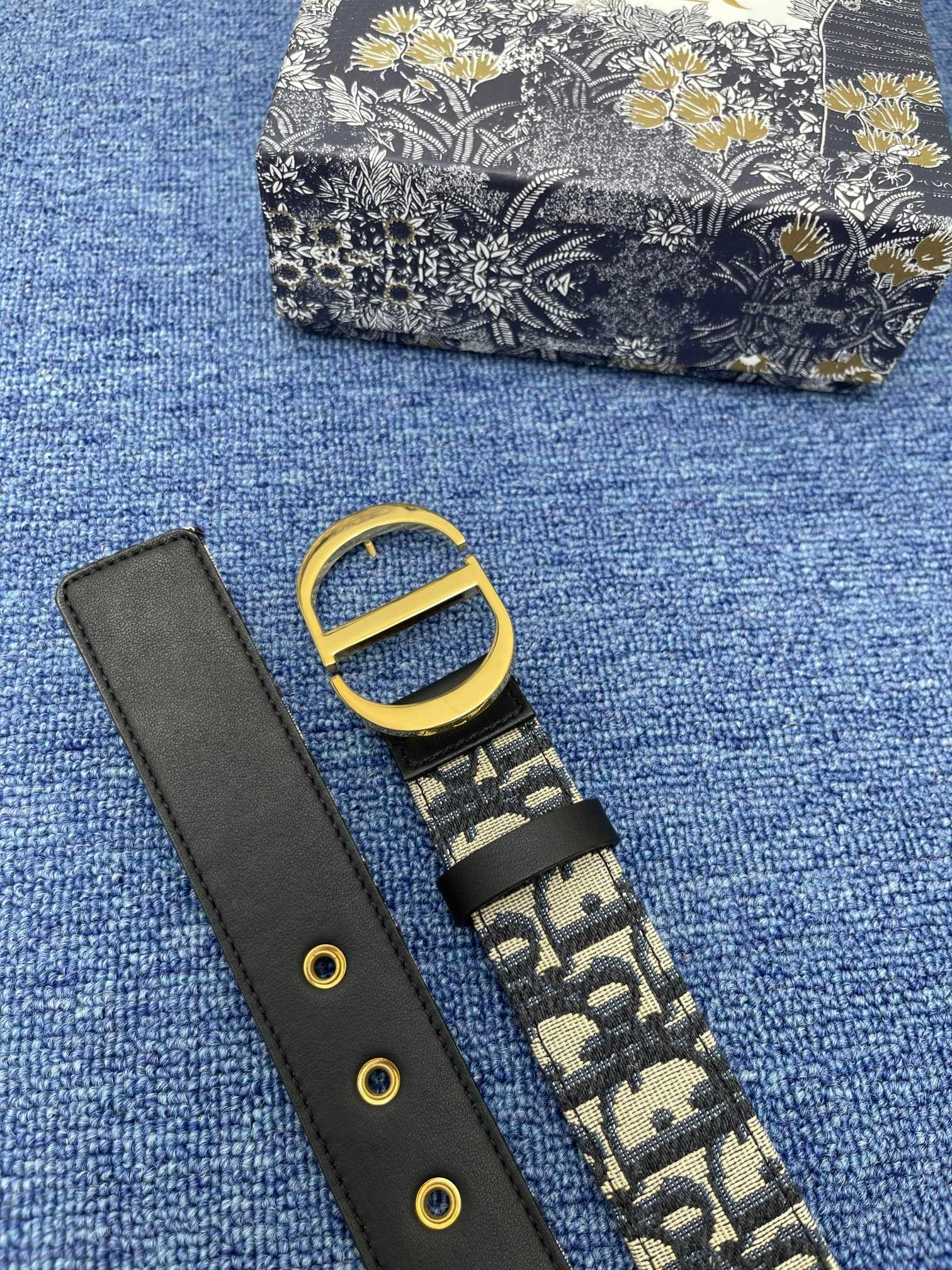 D*ior Top Belts AT 20230909- Trendsetting 15701