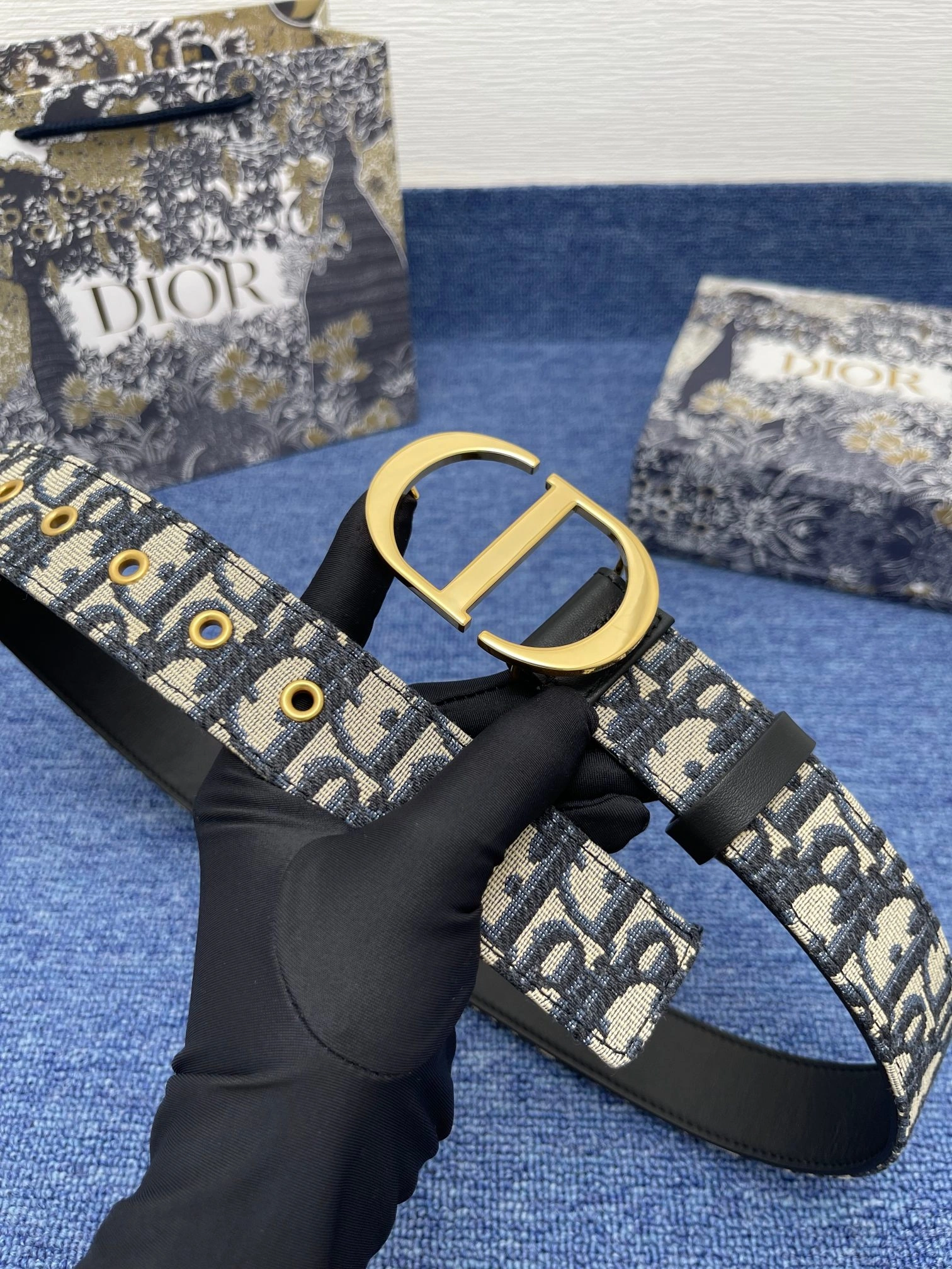D*ior Top Belts AT 20230909- Trendsetting 15701