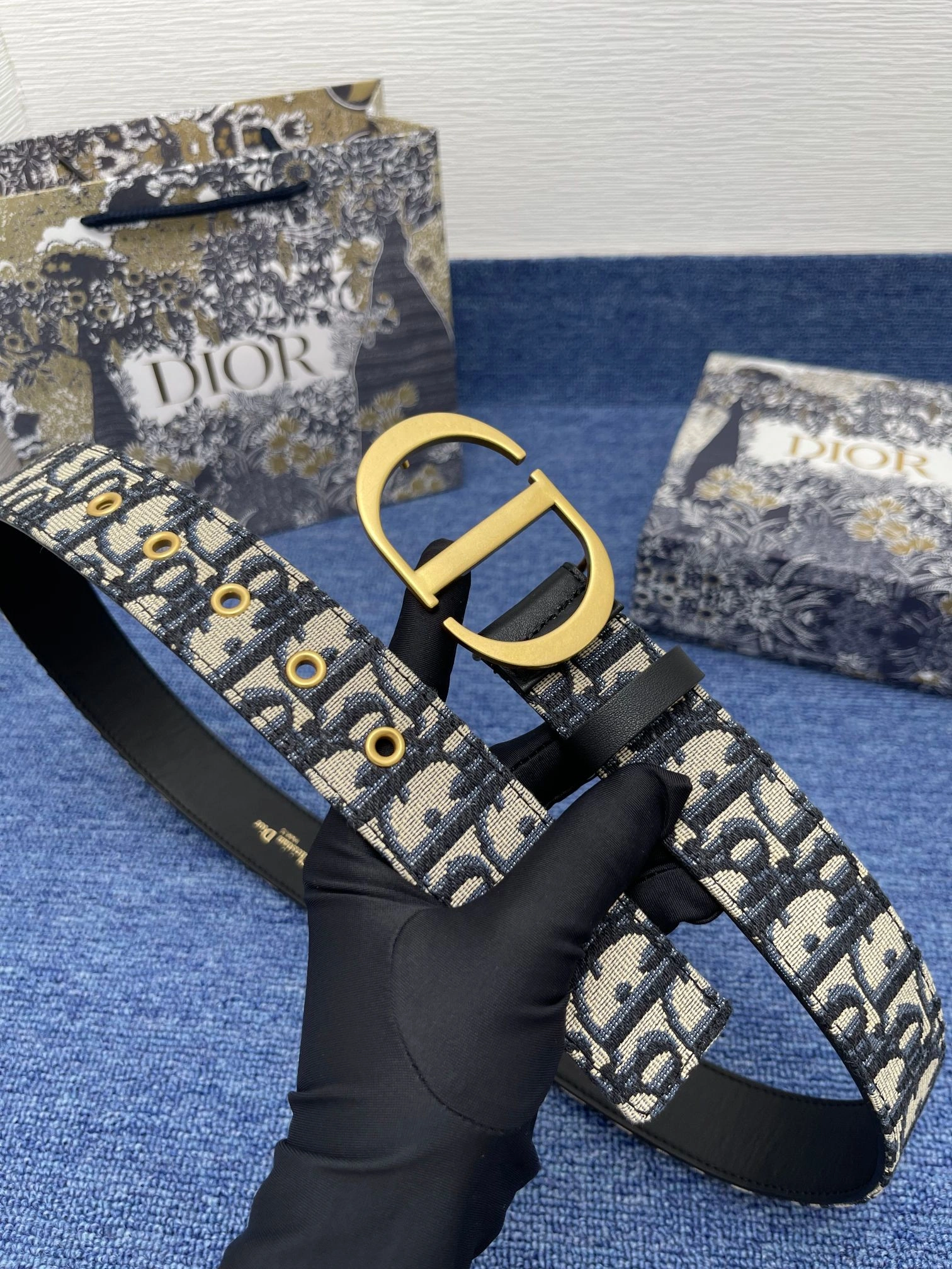 D*ior Top Belts AT 20230909- Trendsetting 15701