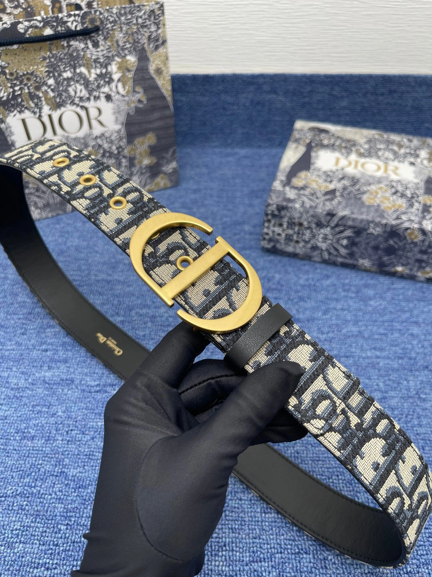 D*ior Top Belts AT 20230909- Trendsetting 15701