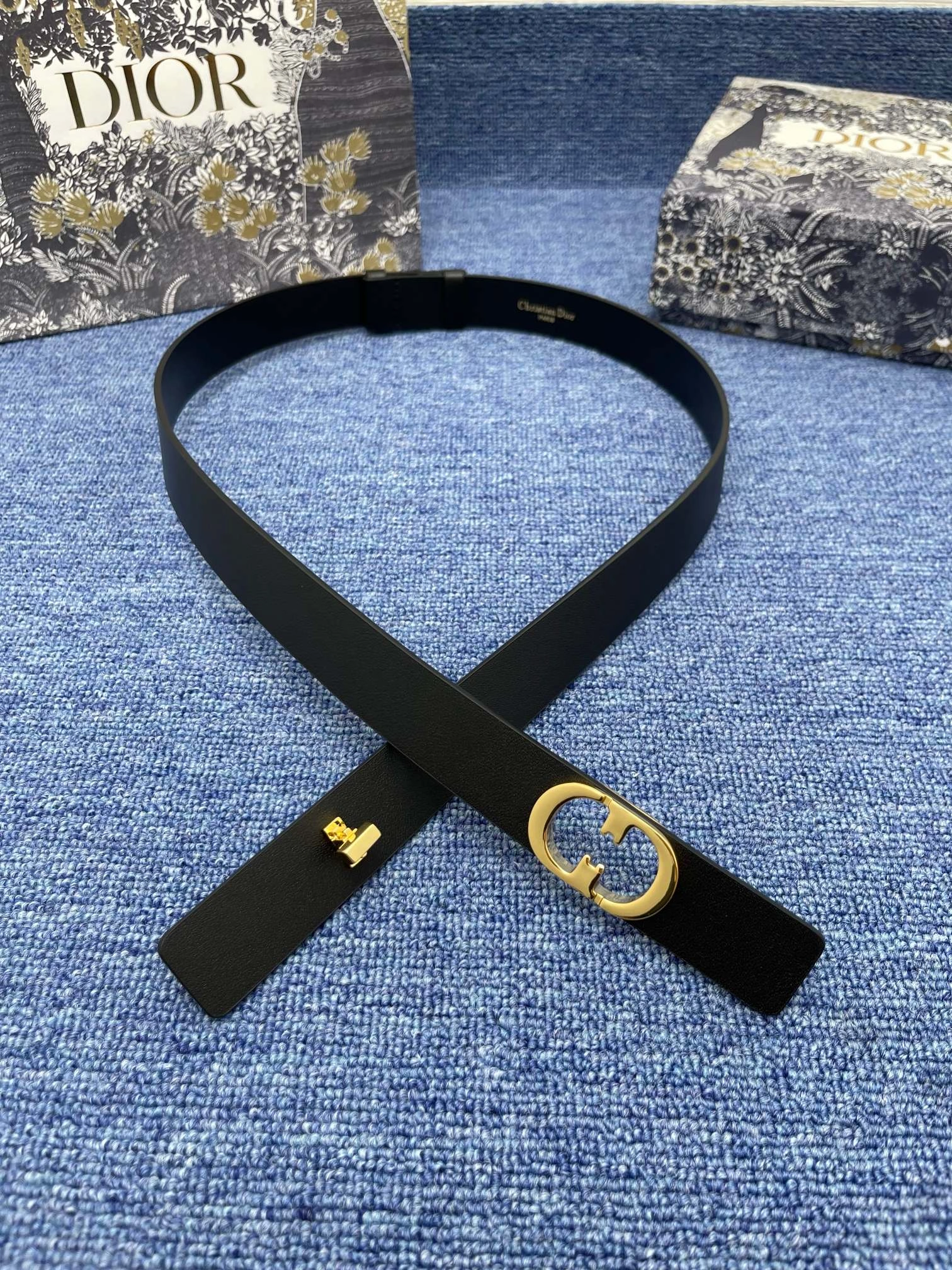D*ior Top Belts AT 20230909- Sophisticated 15698