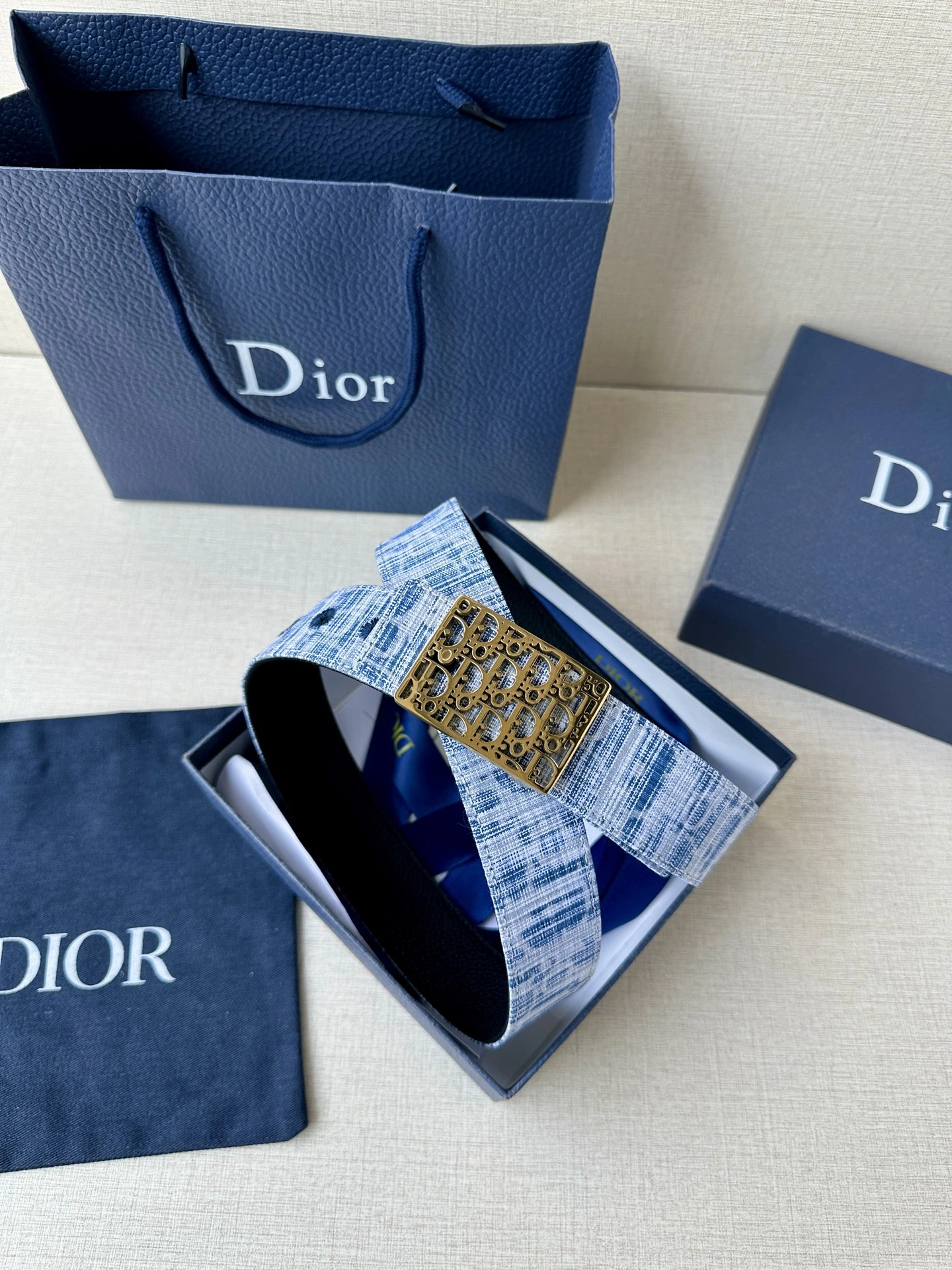 D*ior Top Belts AT 20250403- EasyCare 15683
