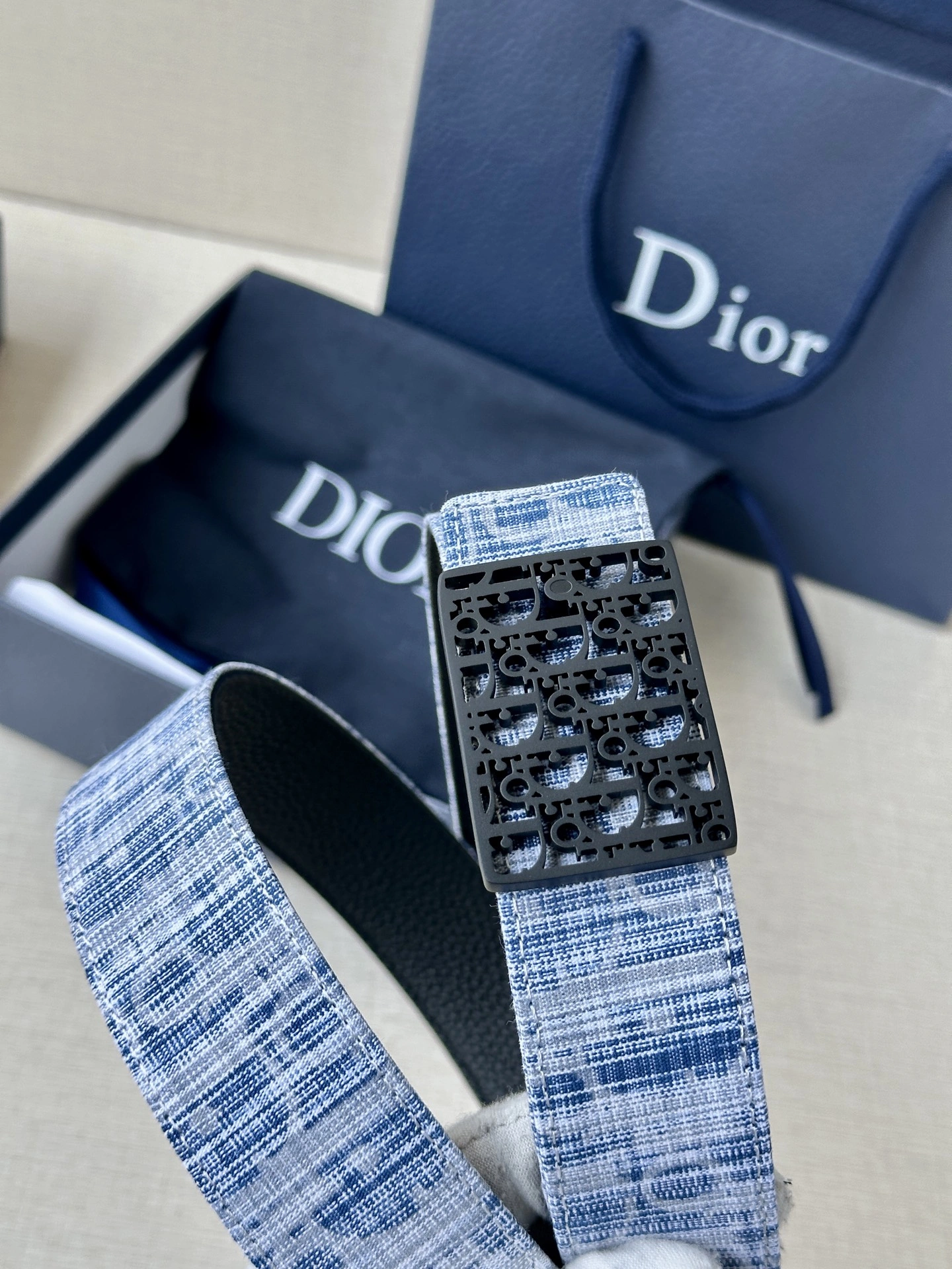 D*ior Top Belts AT 20250403- EasyCare 15683