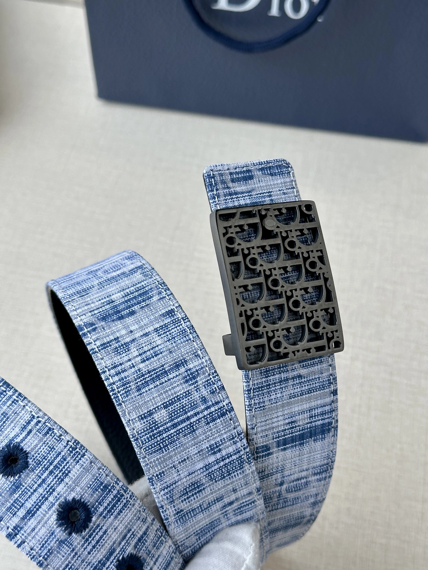 D*ior Top Belts AT 20250403- EasyCare 15683