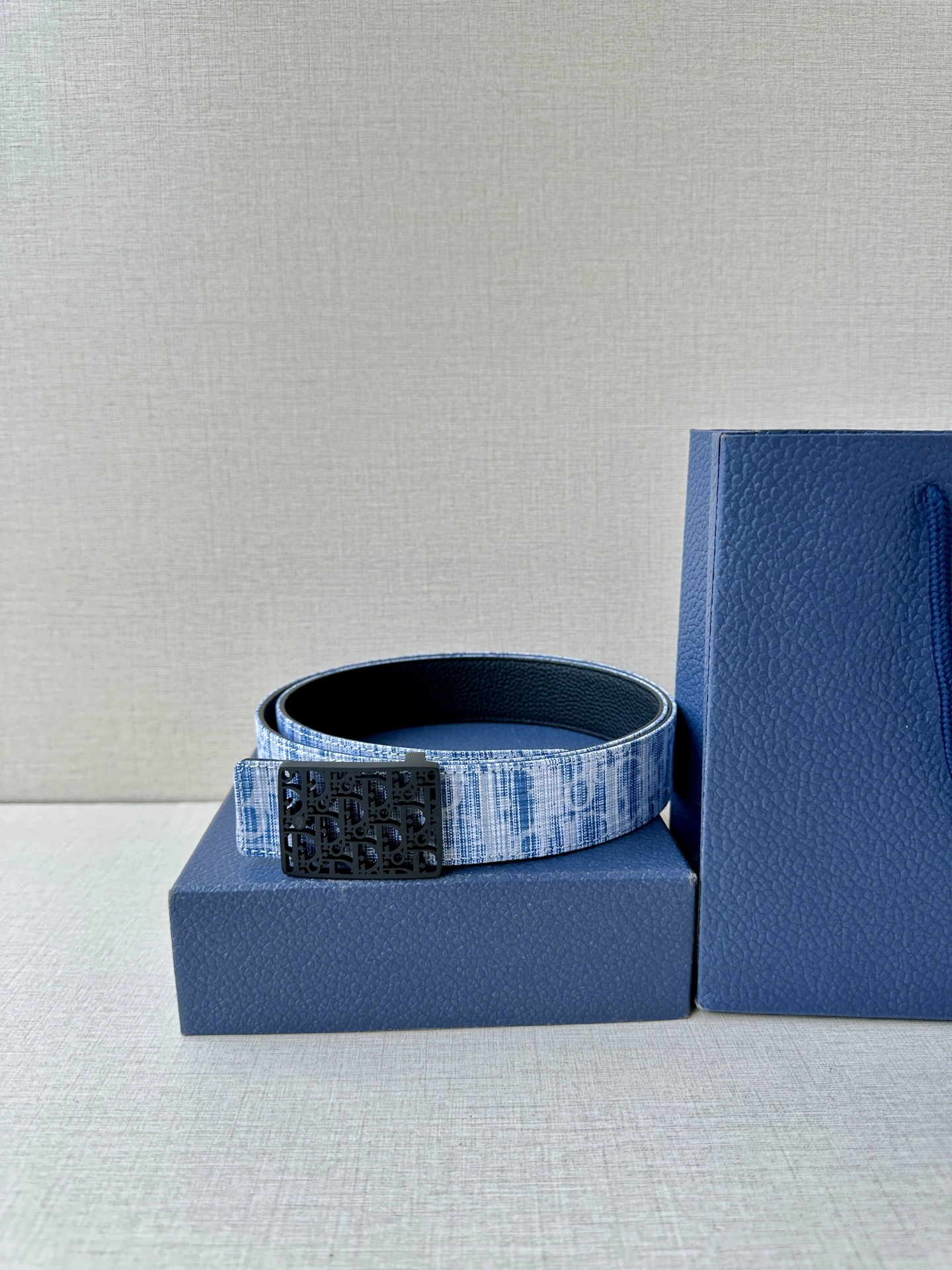D*ior Top Belts AT 20250403- EasyCare 15683