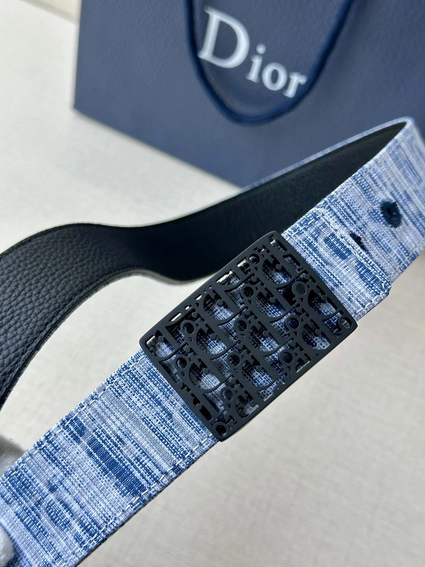 D*ior Top Belts AT 20250403- EasyCare 15683