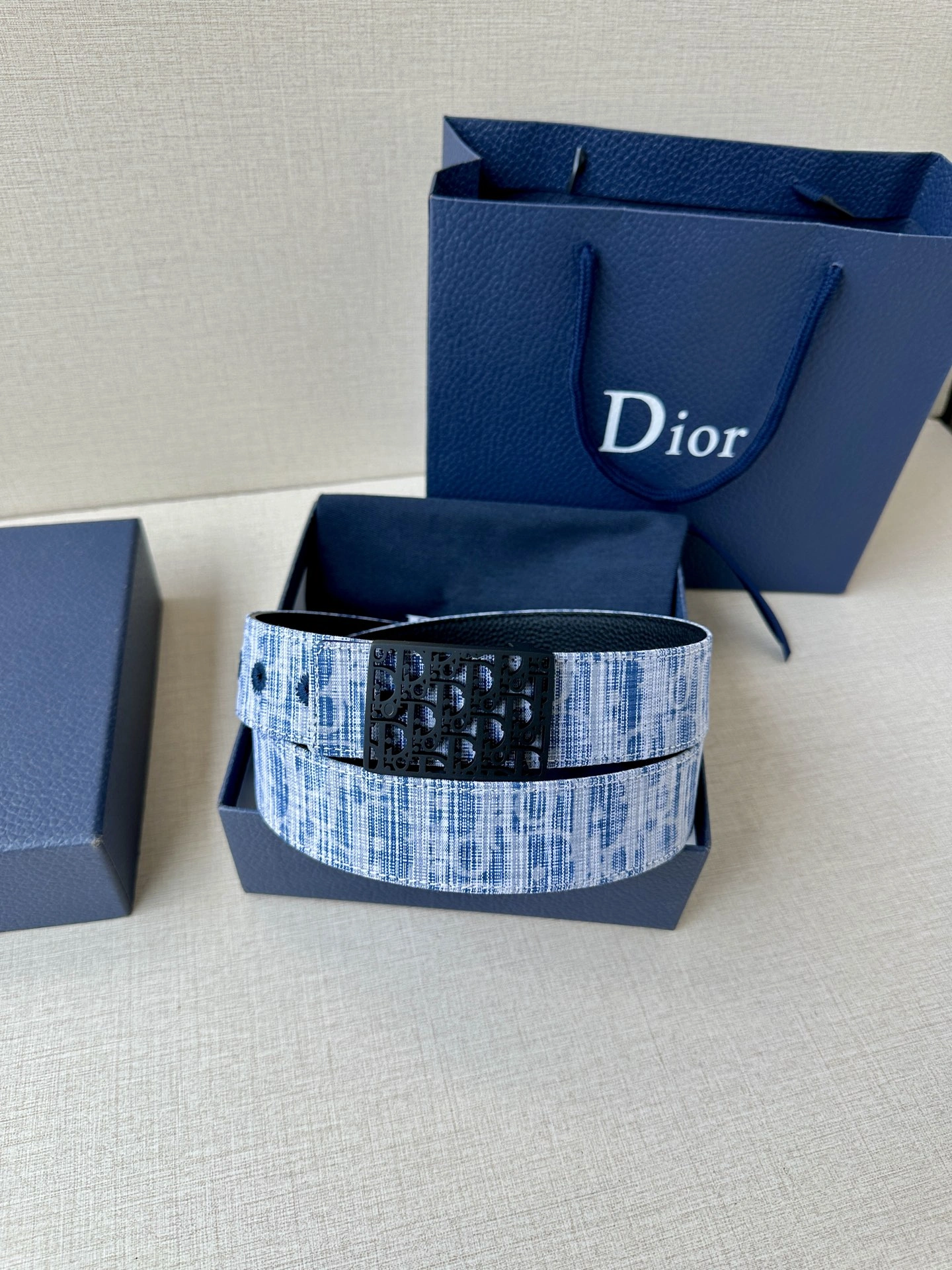 D*ior Top Belts AT 20250403- EasyCare 15683