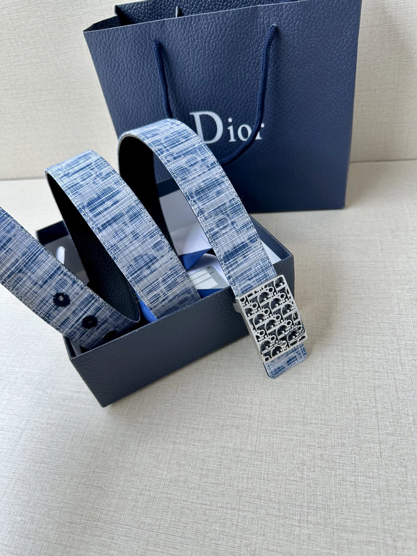 D*ior Top Belts AT 20250403- EasyCare 15683