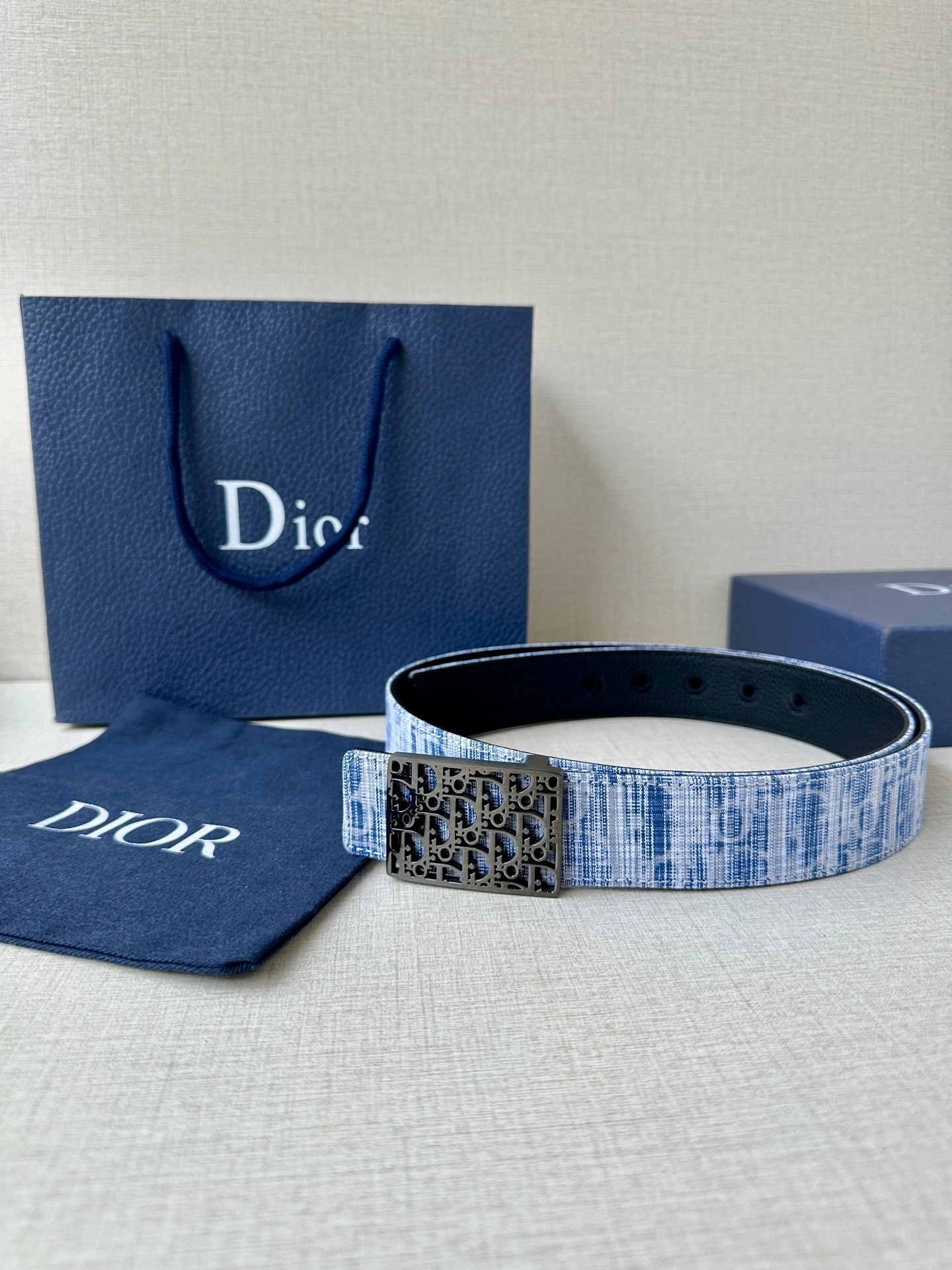 D*ior Top Belts AT 20250403- EasyCare 15683