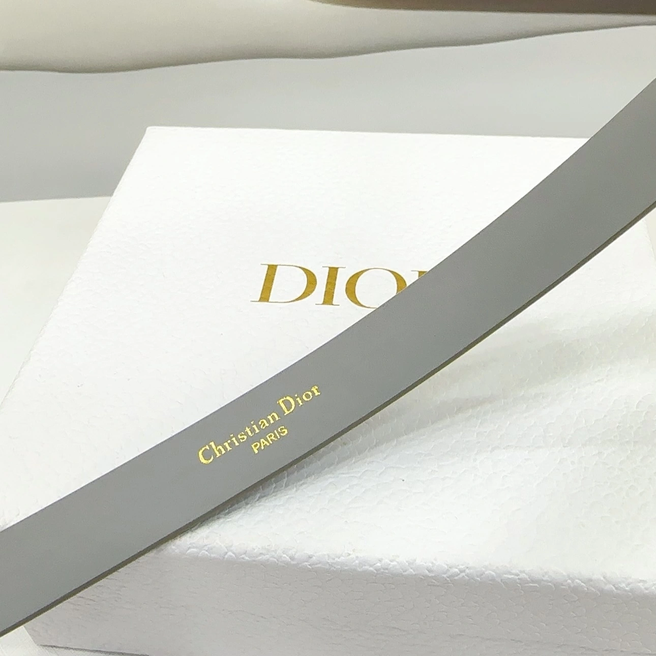 D*ior Top Belts AT 20250403- SunProtective 15693