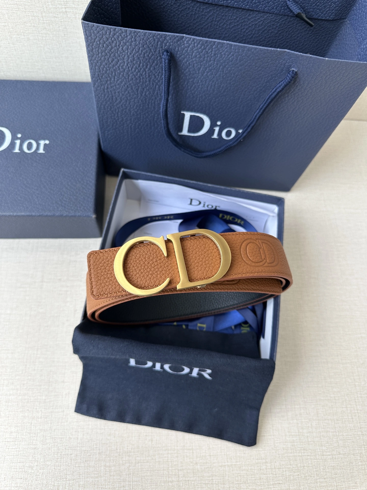 D*ior Top Belts AT 20250405- Resilient 15682