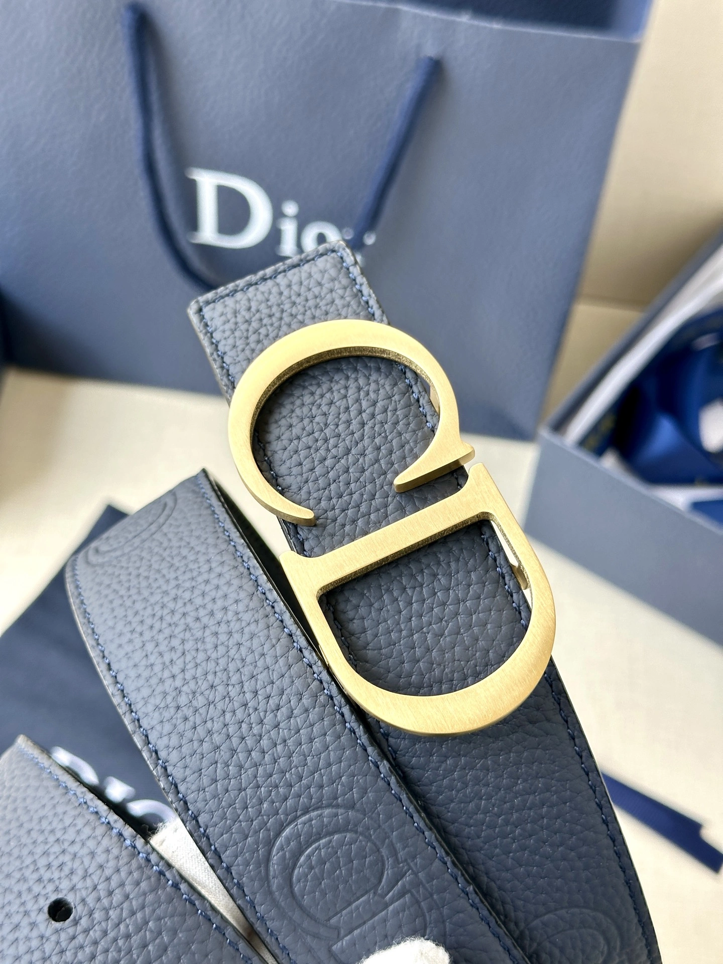 D*ior Top Belts AT 20250405- Resilient 15682
